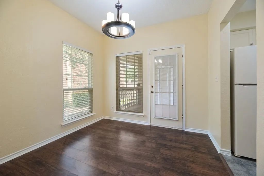 Single Family Residence For Sale in Dallas County , 8600 Coppertowne Lane 1901, Dallas, Texas 75243, 2 Bedrooms, 2 Bathrooms, Garage spaces, 968 Sqft, built in 1984, Price $219,999, mls#21285166, Real Estate Agent in Dallas, Homes For Sale in Dallas county, Homes For Sale in Dallas, Realtor in Dallas Texas, Real Estate Brokerage Independent Realty Texas, Luminita Cordes Realtor
