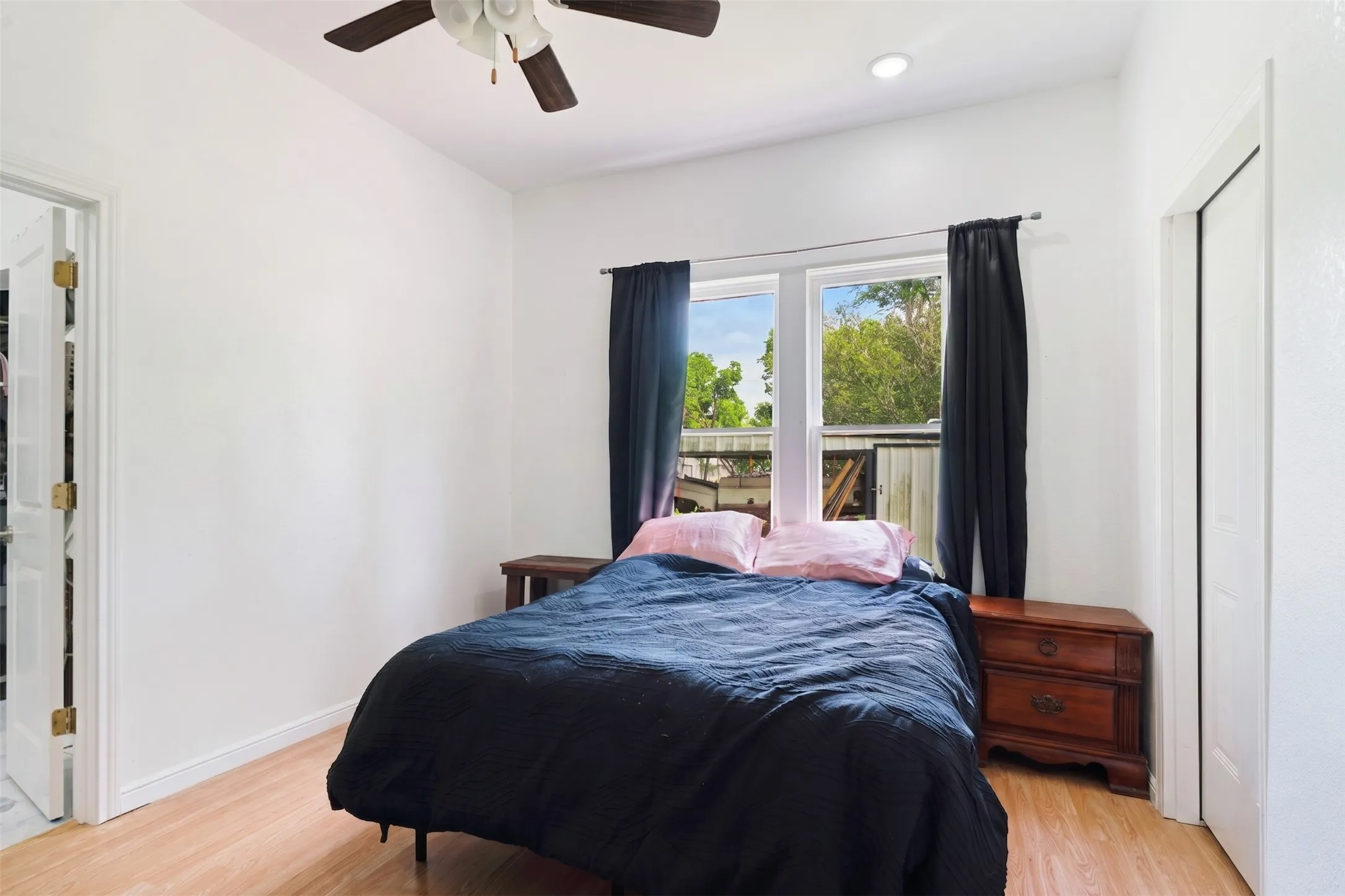 Single Family Residence For Sale in Lamar County , 403 Monroe, Deport, Texas 75434, 3 Bedrooms, 2 Bathrooms, Garage spaces, 1,272 Sqft, built in 0, Price $147,000, mls#21286959, Real Estate Agent in Deport, Homes For Sale in Lamar county, Homes For Sale in Deport, Realtor in Deport Texas, Real Estate Brokerage Independent Realty Texas, Luminita Cordes Realtor