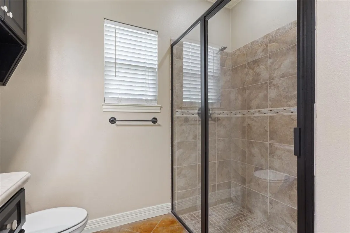 Single Family Residence For Sale in Mc Lennan County , 744 N Old Robinson Road, Robinson, Texas 76706, 3 Bedroom, 3 Bathroom, Garage spaces, 1,735 Sqft, built in 2010, mls#21286083, Real Estate Agent in Robinson, Homes For Sale in Mc Lennan county, Homes For Sale in Robinson, Realtor in Robinson Texas, Real Estate Brokerage Independent Realty Texas, Luminita Cordes Realtor