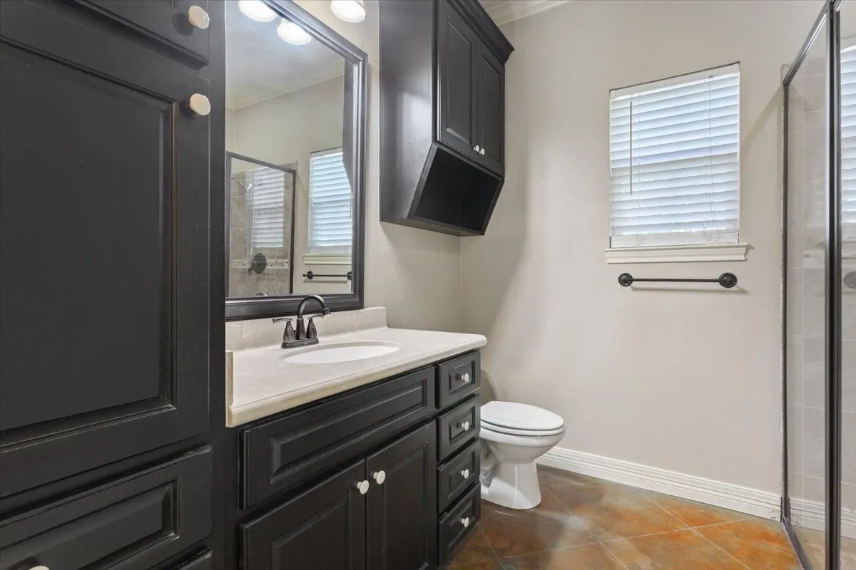 Single Family Residence For Sale in Mc Lennan County , 744 N Old Robinson Road, Robinson, Texas 76706, 3 Bedroom, 3 Bathroom, Garage spaces, 1,735 Sqft, built in 2010, mls#21286083, Real Estate Agent in Robinson, Homes For Sale in Mc Lennan county, Homes For Sale in Robinson, Realtor in Robinson Texas, Real Estate Brokerage Independent Realty Texas, Luminita Cordes Realtor