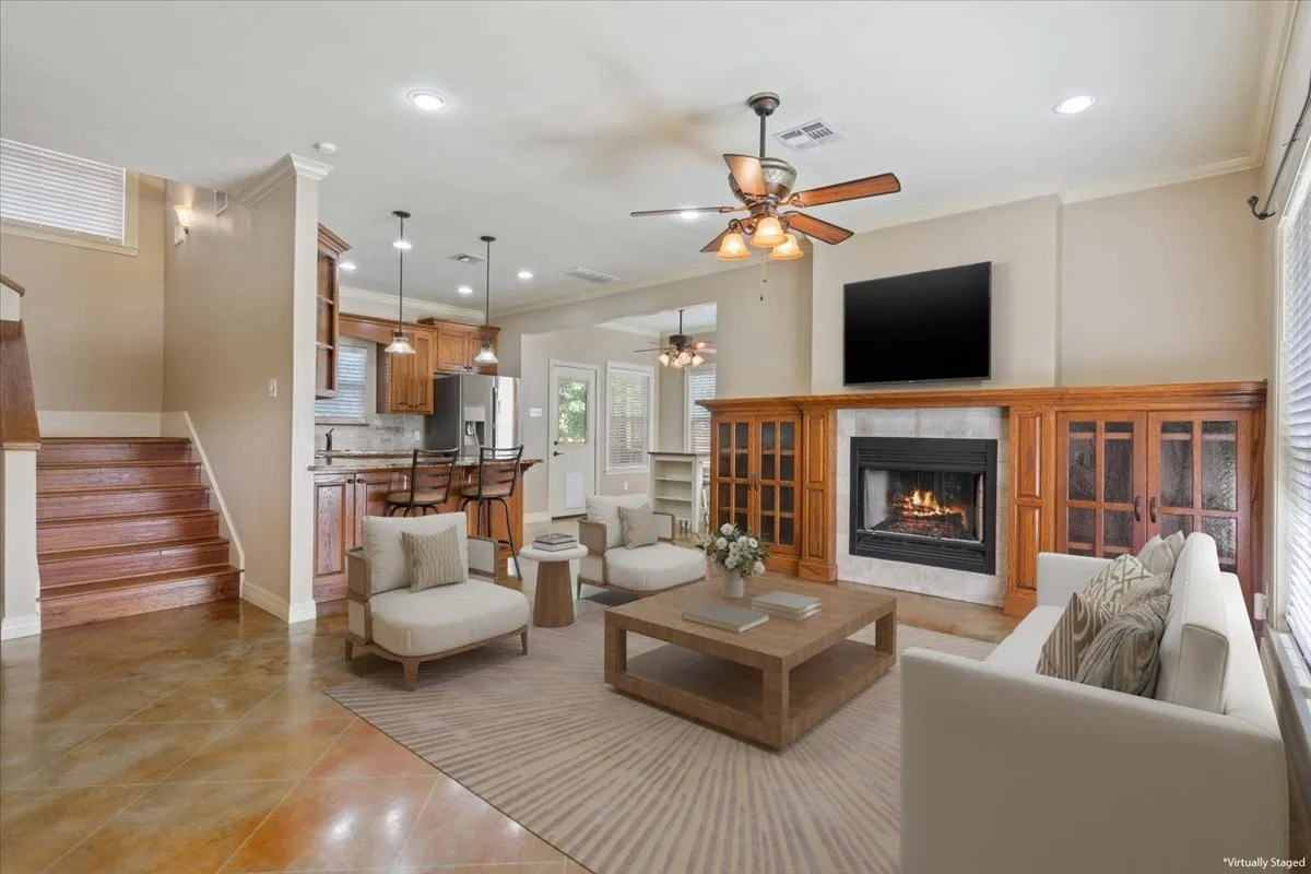 Single Family Residence For Sale in Mc Lennan County , 744 N Old Robinson Road, Robinson, Texas 76706, 3 Bedroom, 3 Bathroom, Garage spaces, 1,735 Sqft, built in 2010, mls#21286083, Real Estate Agent in Robinson, Homes For Sale in Mc Lennan county, Homes For Sale in Robinson, Realtor in Robinson Texas, Real Estate Brokerage Independent Realty Texas, Luminita Cordes Realtor