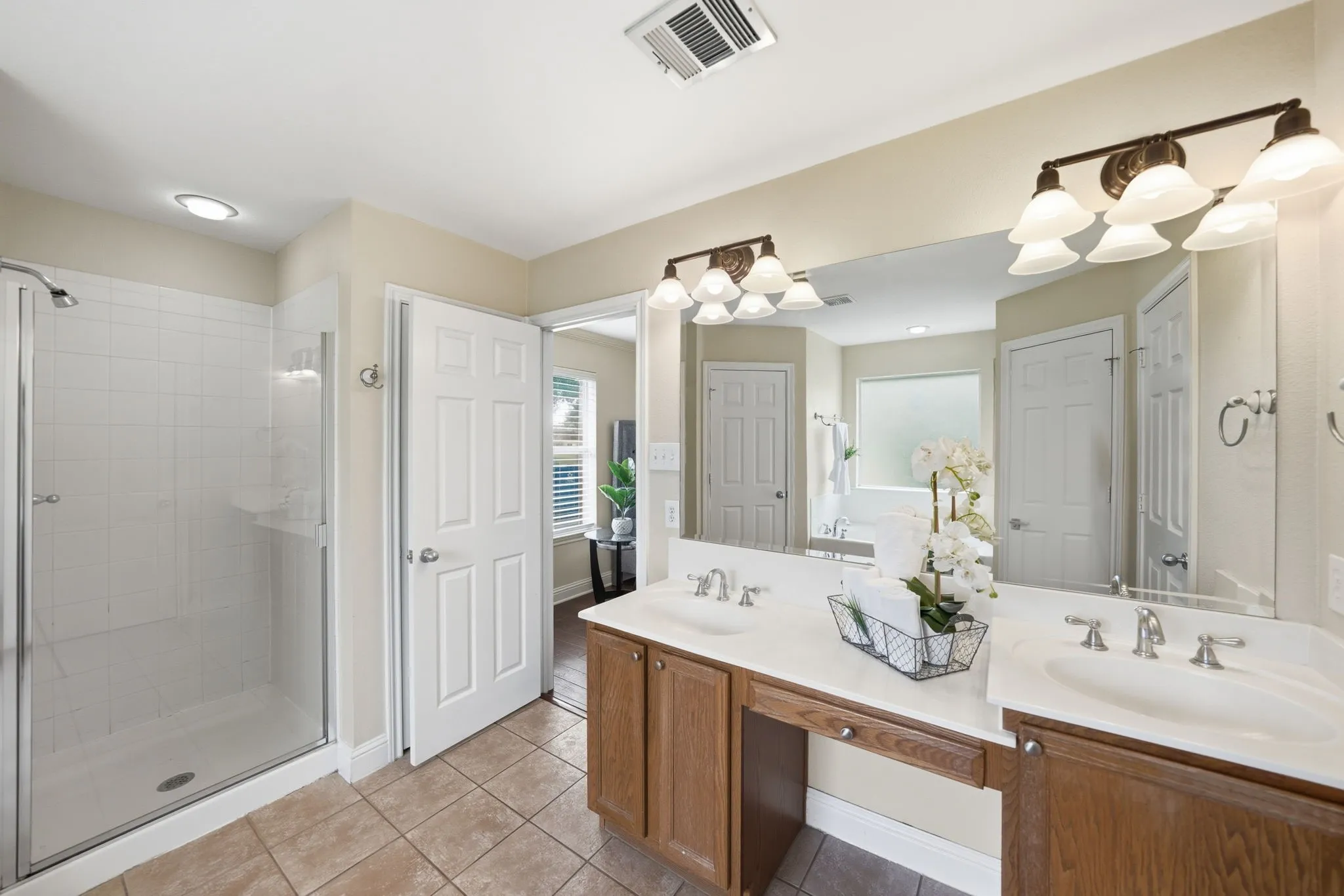 Single Family Residence For Sale in Collin County , 2606 Ash Drive, St Paul, Texas 75098, 4 Bedrooms, 3 Bathrooms, 3 Garage spaces, 2,578 Sqft, built in 2005, Price $650,000, mls#21286080, Real Estate Agent in St Paul, Homes For Sale in Collin county, Homes For Sale in St Paul, Realtor in St Paul Texas, Real Estate Brokerage Independent Realty Texas, Luminita Cordes Realtor