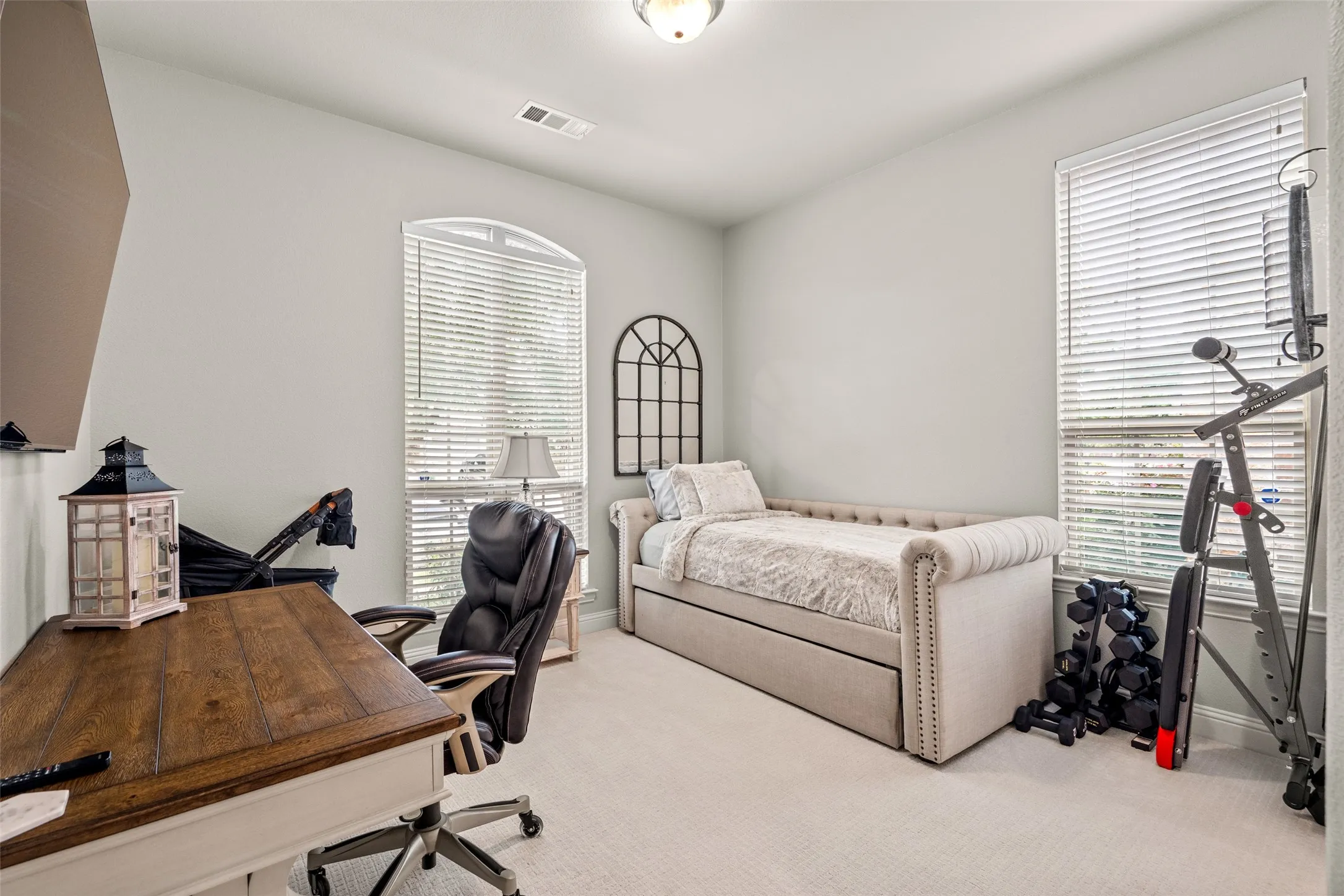 Single Family Residence For Sale in Denton County , 3017 Little Mill, The Colony, Texas 75056, 4 Bedroom, 5 Bathroom, 2 Garage spaces, 3,522 Sqft, built in 2015, mls#21287029, Real Estate Agent in The Colony, Homes For Sale in Denton county, Homes For Sale in The Colony, Realtor in The Colony Texas, Real Estate Brokerage Independent Realty Texas, Luminita Cordes Realtor