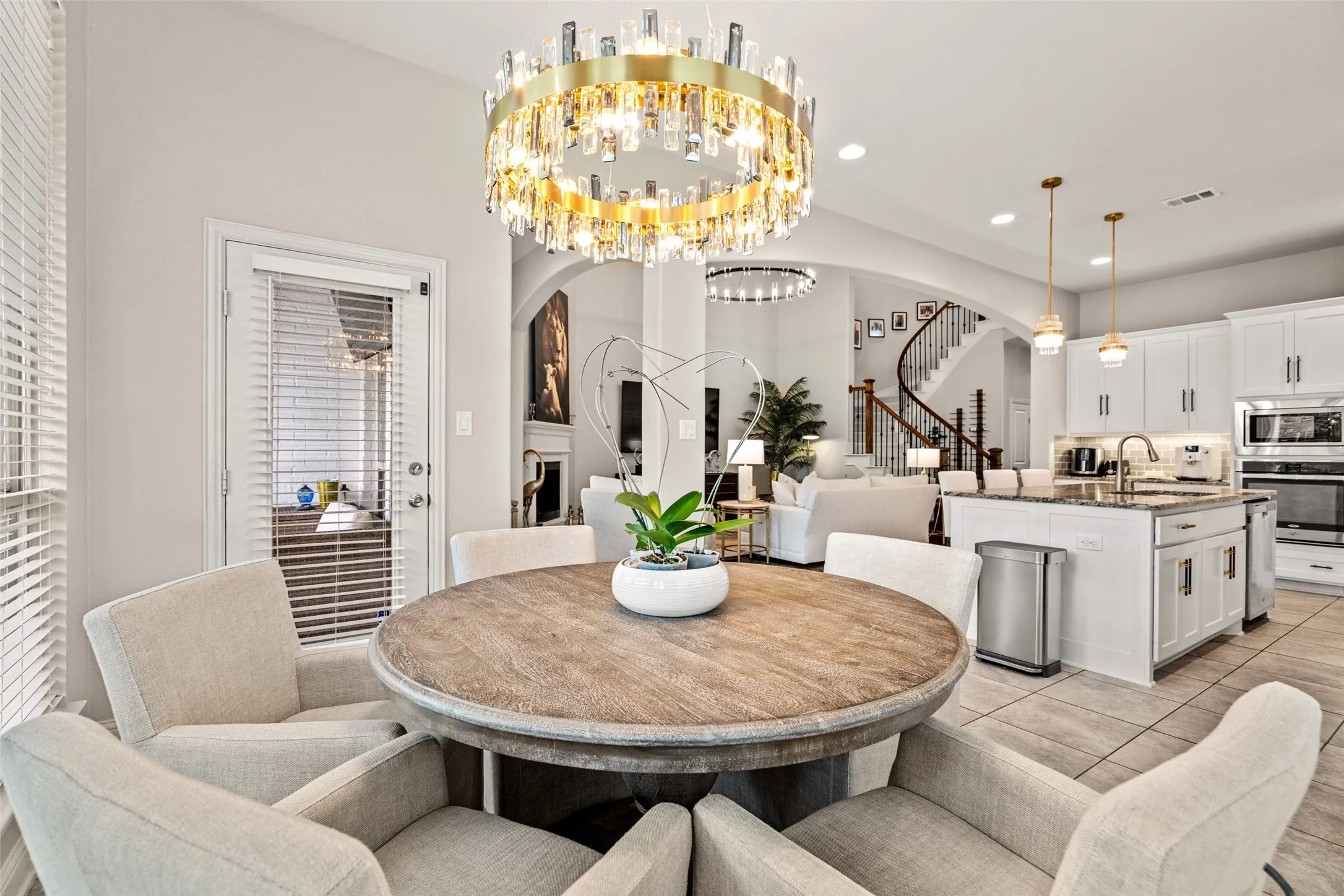 Single Family Residence For Sale in Denton County , 3017 Little Mill, The Colony, Texas 75056, 4 Bedroom, 5 Bathroom, 2 Garage spaces, 3,522 Sqft, built in 2015, mls#21287029, Real Estate Agent in The Colony, Homes For Sale in Denton county, Homes For Sale in The Colony, Realtor in The Colony Texas, Real Estate Brokerage Independent Realty Texas, Luminita Cordes Realtor