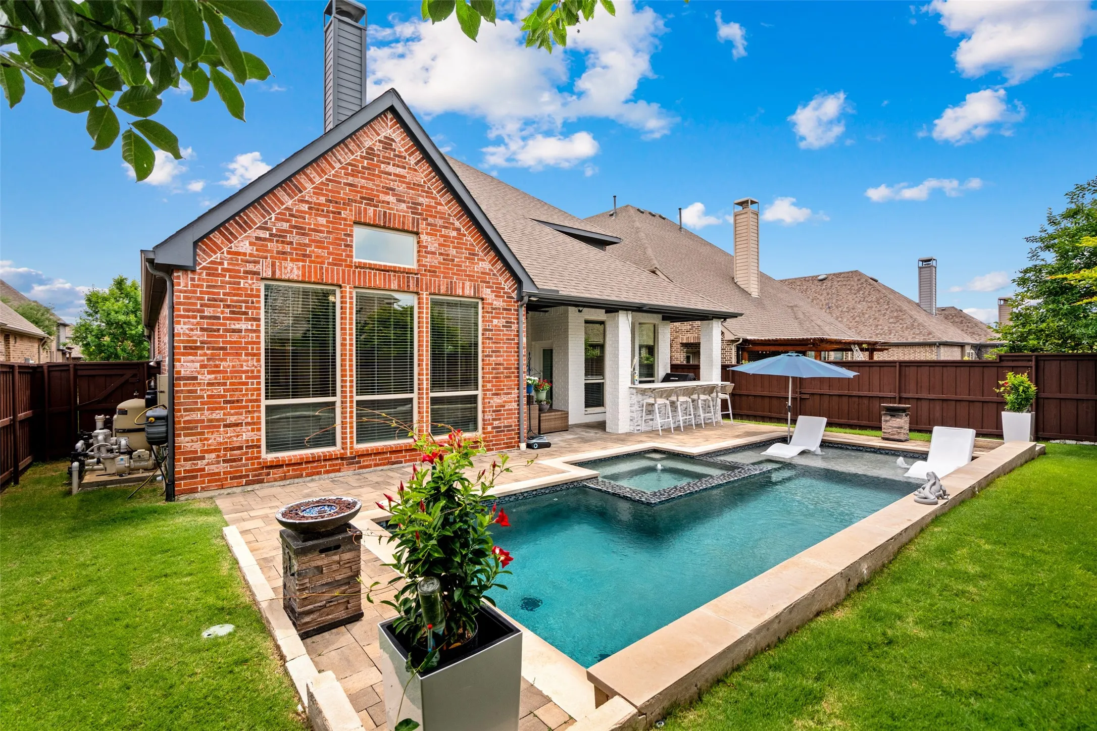 Single Family Residence For Sale in Denton County , 3017 Little Mill, The Colony, Texas 75056, 4 Bedroom, 5 Bathroom, 2 Garage spaces, 3,522 Sqft, built in 2015, mls#21287029, Real Estate Agent in The Colony, Homes For Sale in Denton county, Homes For Sale in The Colony, Realtor in The Colony Texas, Real Estate Brokerage Independent Realty Texas, Luminita Cordes Realtor