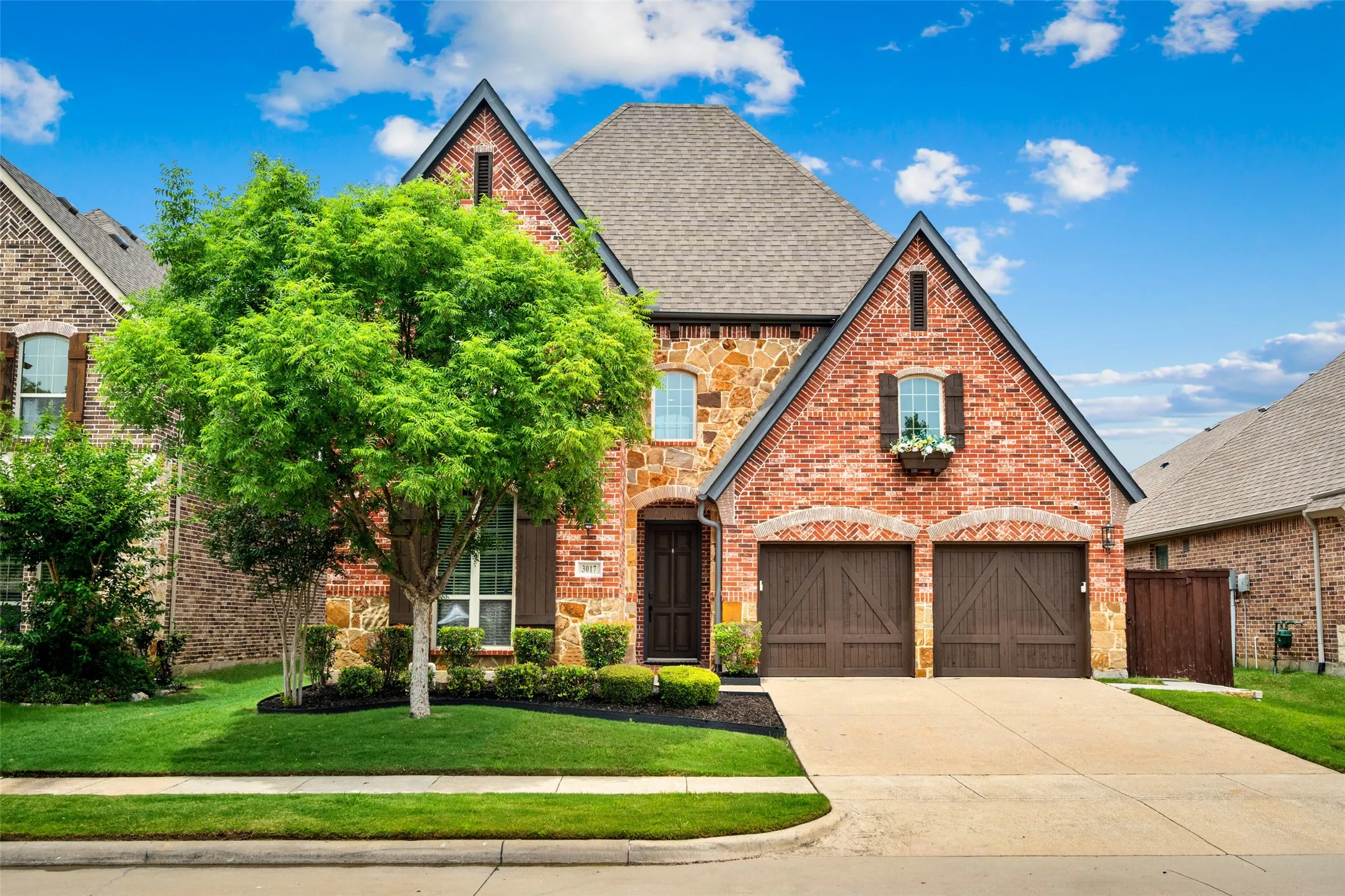 Single Family Residence For Sale in Denton County , 3017 Little Mill, The Colony, Texas 75056, 4 Bedroom, 5 Bathroom, 2 Garage spaces, 3,522 Sqft, built in 2015, mls#21287029, Real Estate Agent in The Colony, Homes For Sale in Denton county, Homes For Sale in The Colony, Realtor in The Colony Texas, Real Estate Brokerage Independent Realty Texas, Luminita Cordes Realtor