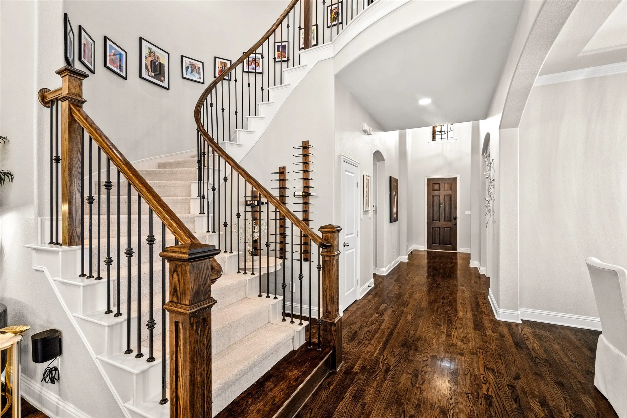 Single Family Residence For Sale in Denton County , 3017 Little Mill, The Colony, Texas 75056, 4 Bedroom, 5 Bathroom, 2 Garage spaces, 3,522 Sqft, built in 2015, mls#21287029, Real Estate Agent in The Colony, Homes For Sale in Denton county, Homes For Sale in The Colony, Realtor in The Colony Texas, Real Estate Brokerage Independent Realty Texas, Luminita Cordes Realtor