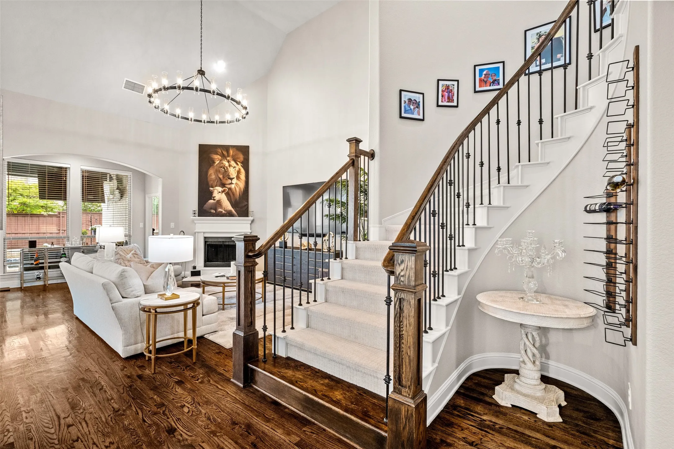 Single Family Residence For Sale in Denton County , 3017 Little Mill, The Colony, Texas 75056, 4 Bedroom, 5 Bathroom, 2 Garage spaces, 3,522 Sqft, built in 2015, mls#21287029, Real Estate Agent in The Colony, Homes For Sale in Denton county, Homes For Sale in The Colony, Realtor in The Colony Texas, Real Estate Brokerage Independent Realty Texas, Luminita Cordes Realtor