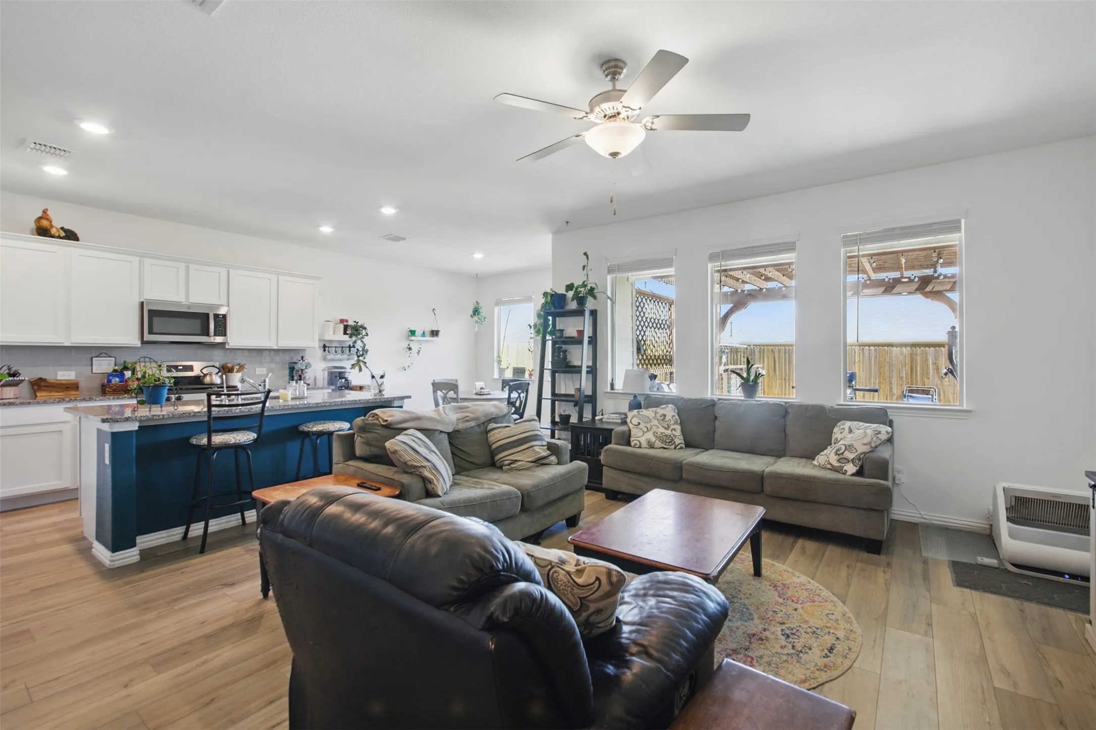 Single Family Residence For Sale in Denton County , 14808 Hester Trail, Fort Worth, Texas 76052, 4 Bedroom, 2 Bathroom, 2 Garage spaces, 1,834 Sqft, built in 2022, mls#21287349, Real Estate Agent in Fort Worth, Homes For Sale in Denton county, Homes For Sale in Fort Worth, Realtor in Fort Worth Texas, Real Estate Brokerage Independent Realty Texas, Luminita Cordes Realtor