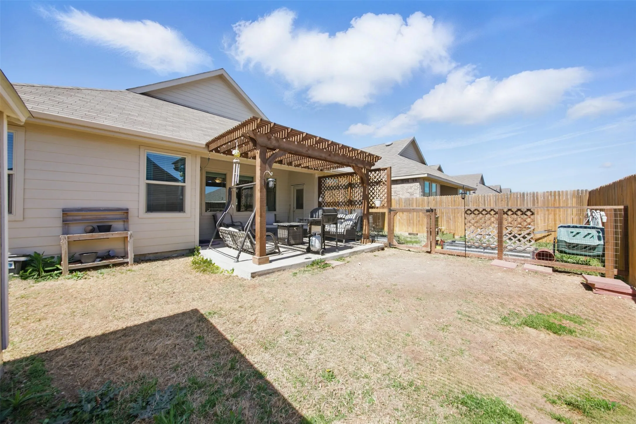 Single Family Residence For Sale in Denton County , 14808 Hester Trail, Fort Worth, Texas 76052, 4 Bedroom, 2 Bathroom, 2 Garage spaces, 1,834 Sqft, built in 2022, mls#21287349, Real Estate Agent in Fort Worth, Homes For Sale in Denton county, Homes For Sale in Fort Worth, Realtor in Fort Worth Texas, Real Estate Brokerage Independent Realty Texas, Luminita Cordes Realtor