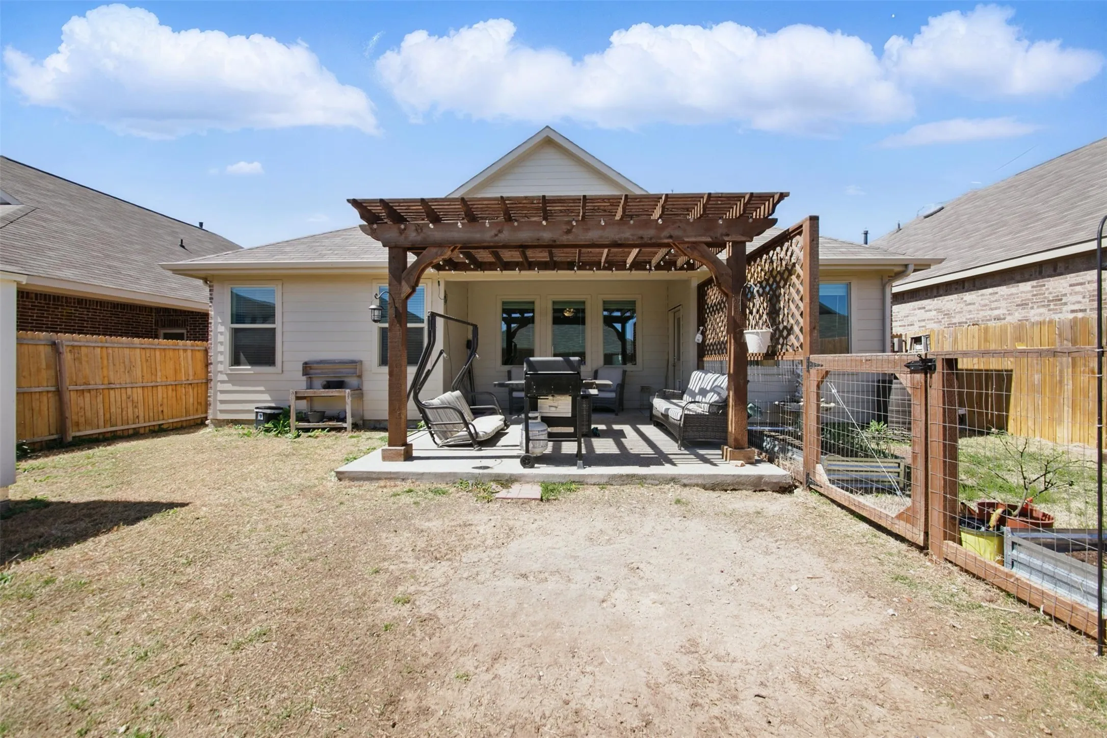 Single Family Residence For Sale in Denton County , 14808 Hester Trail, Fort Worth, Texas 76052, 4 Bedroom, 2 Bathroom, 2 Garage spaces, 1,834 Sqft, built in 2022, mls#21287349, Real Estate Agent in Fort Worth, Homes For Sale in Denton county, Homes For Sale in Fort Worth, Realtor in Fort Worth Texas, Real Estate Brokerage Independent Realty Texas, Luminita Cordes Realtor