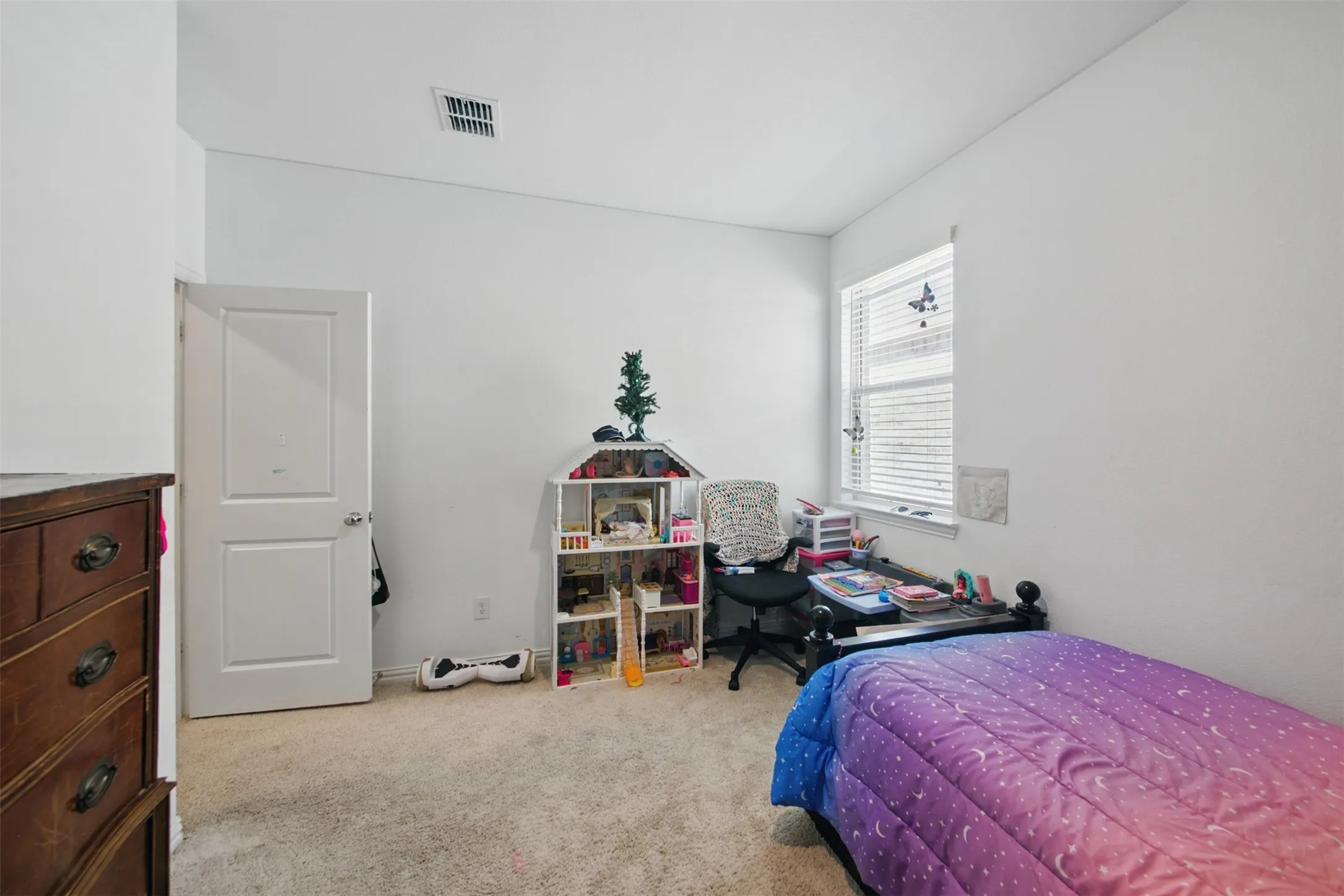 Single Family Residence For Sale in Denton County , 14808 Hester Trail, Fort Worth, Texas 76052, 4 Bedroom, 2 Bathroom, 2 Garage spaces, 1,834 Sqft, built in 2022, mls#21287349, Real Estate Agent in Fort Worth, Homes For Sale in Denton county, Homes For Sale in Fort Worth, Realtor in Fort Worth Texas, Real Estate Brokerage Independent Realty Texas, Luminita Cordes Realtor