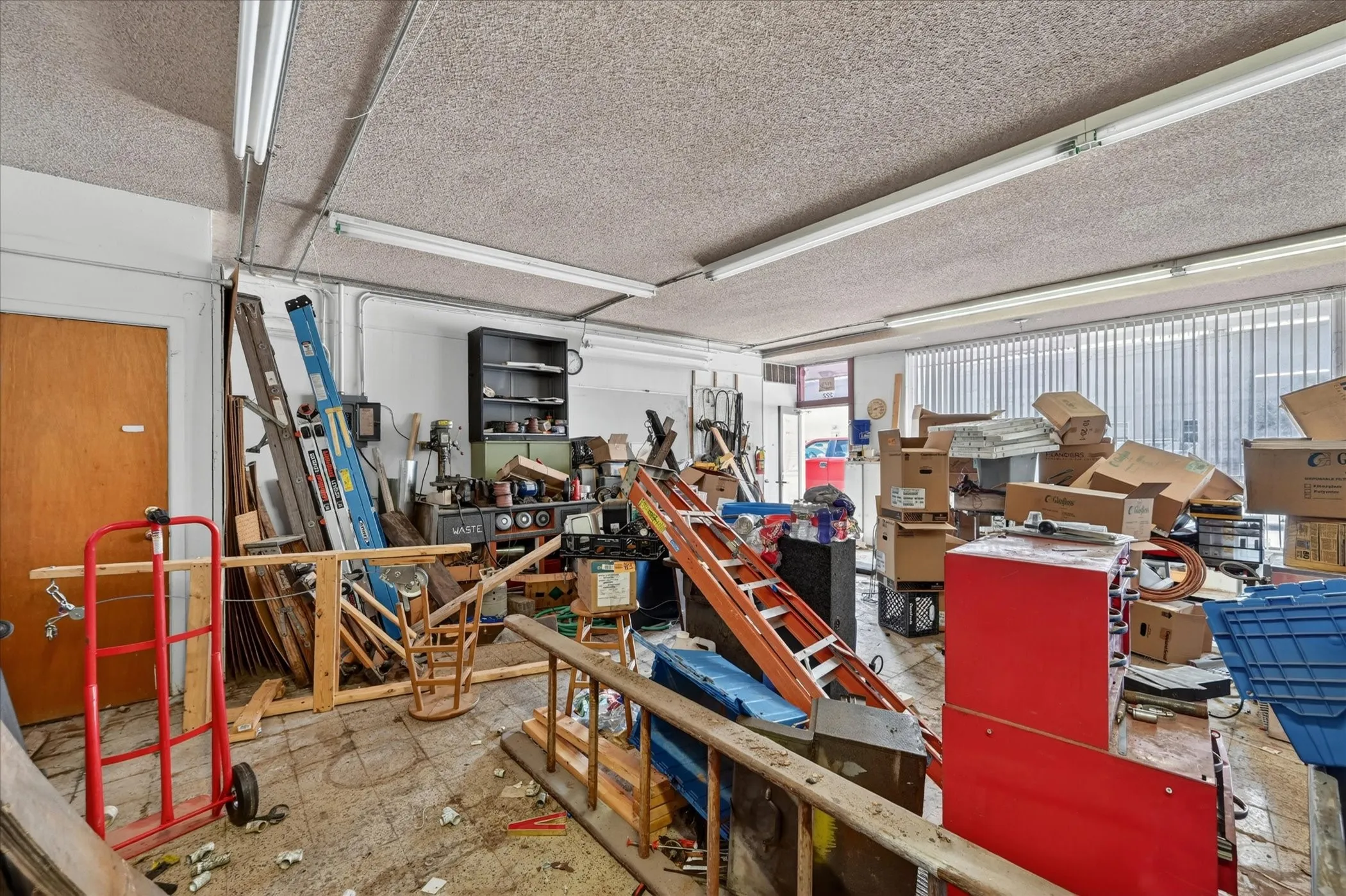 Office For Sale in Denton County , 222 W Parkway Street, Denton, Texas 76201, 0, 0, Garage spaces, 0 Sqft, built in 1958, Price $450,000, mls#21287074, Real Estate Agent in Denton, Homes For Sale in Denton county, Homes For Sale in Denton, Realtor in Denton Texas, Real Estate Brokerage Independent Realty Texas, Luminita Cordes Realtor