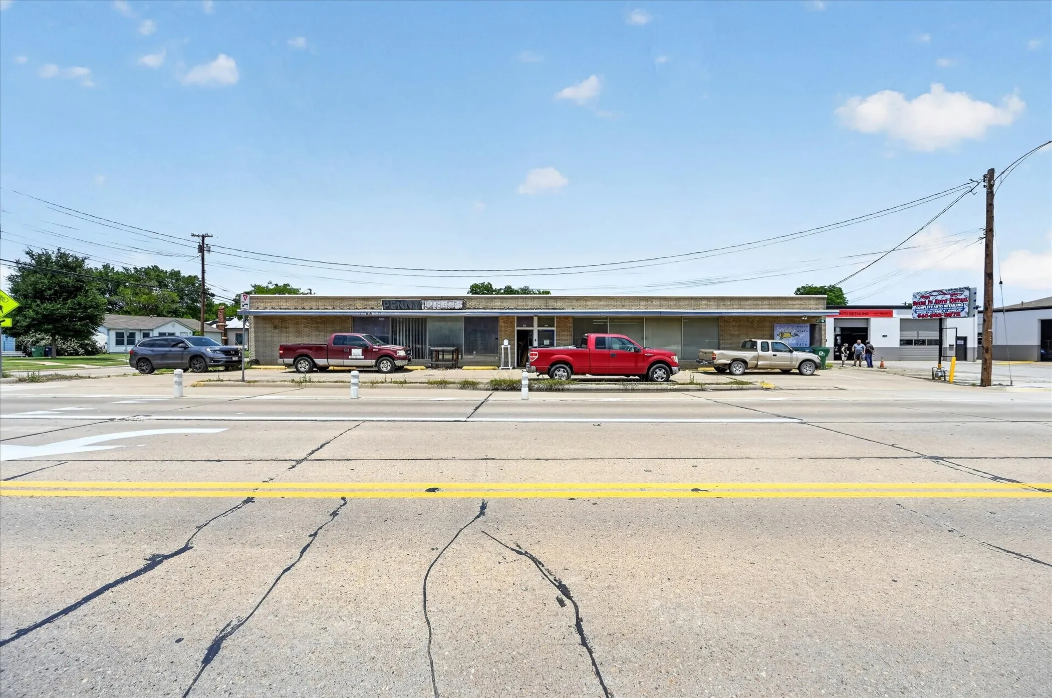 Office For Sale in Denton County , 222 W Parkway Street, Denton, Texas 76201, 0, 0, Garage spaces, 0 Sqft, built in 1958, Price $450,000, mls#21287074, Real Estate Agent in Denton, Homes For Sale in Denton county, Homes For Sale in Denton, Realtor in Denton Texas, Real Estate Brokerage Independent Realty Texas, Luminita Cordes Realtor