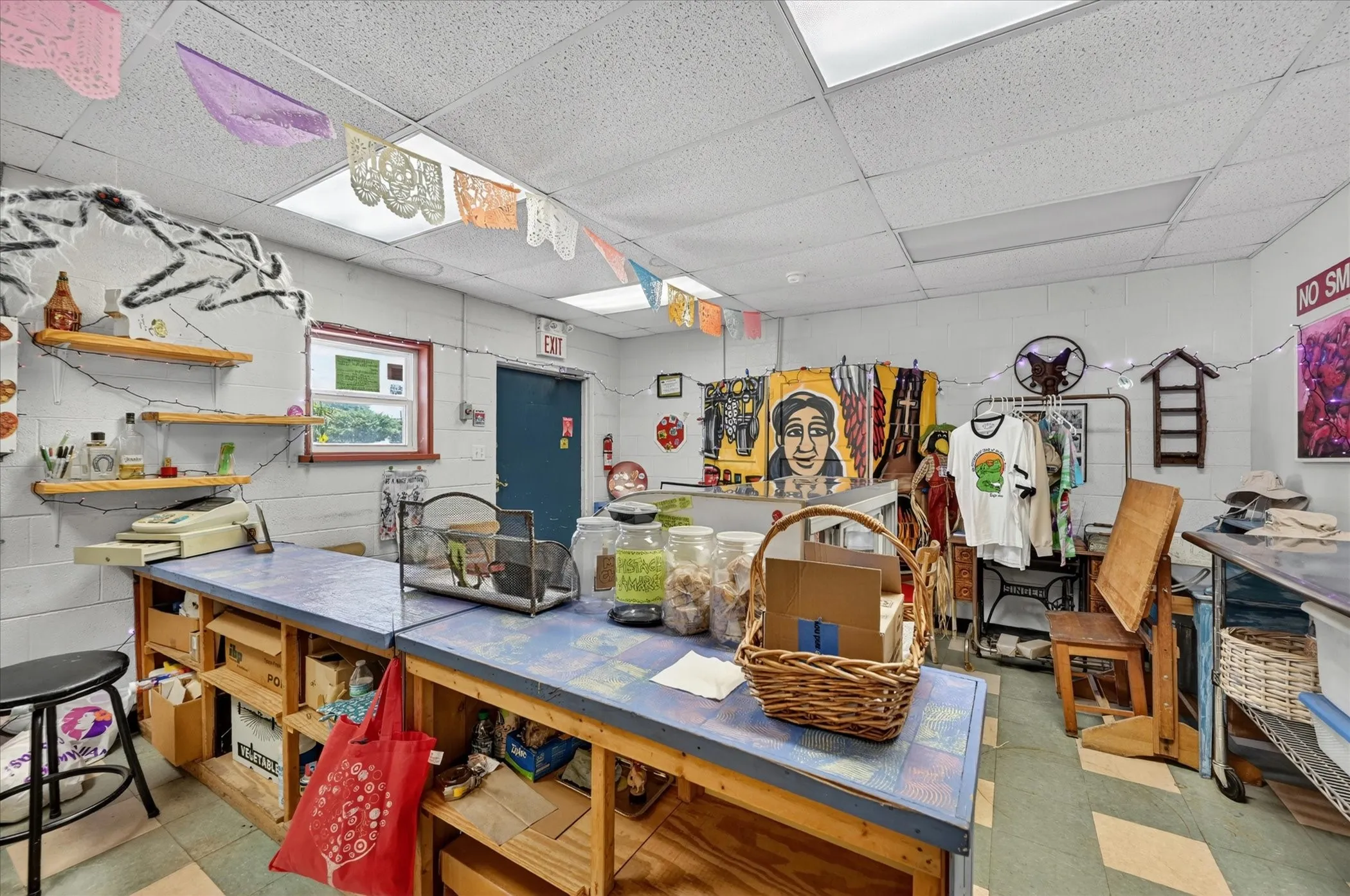 Office For Sale in Denton County , 222 W Parkway Street, Denton, Texas 76201, 0, 0, Garage spaces, 0 Sqft, built in 1958, Price $450,000, mls#21287074, Real Estate Agent in Denton, Homes For Sale in Denton county, Homes For Sale in Denton, Realtor in Denton Texas, Real Estate Brokerage Independent Realty Texas, Luminita Cordes Realtor