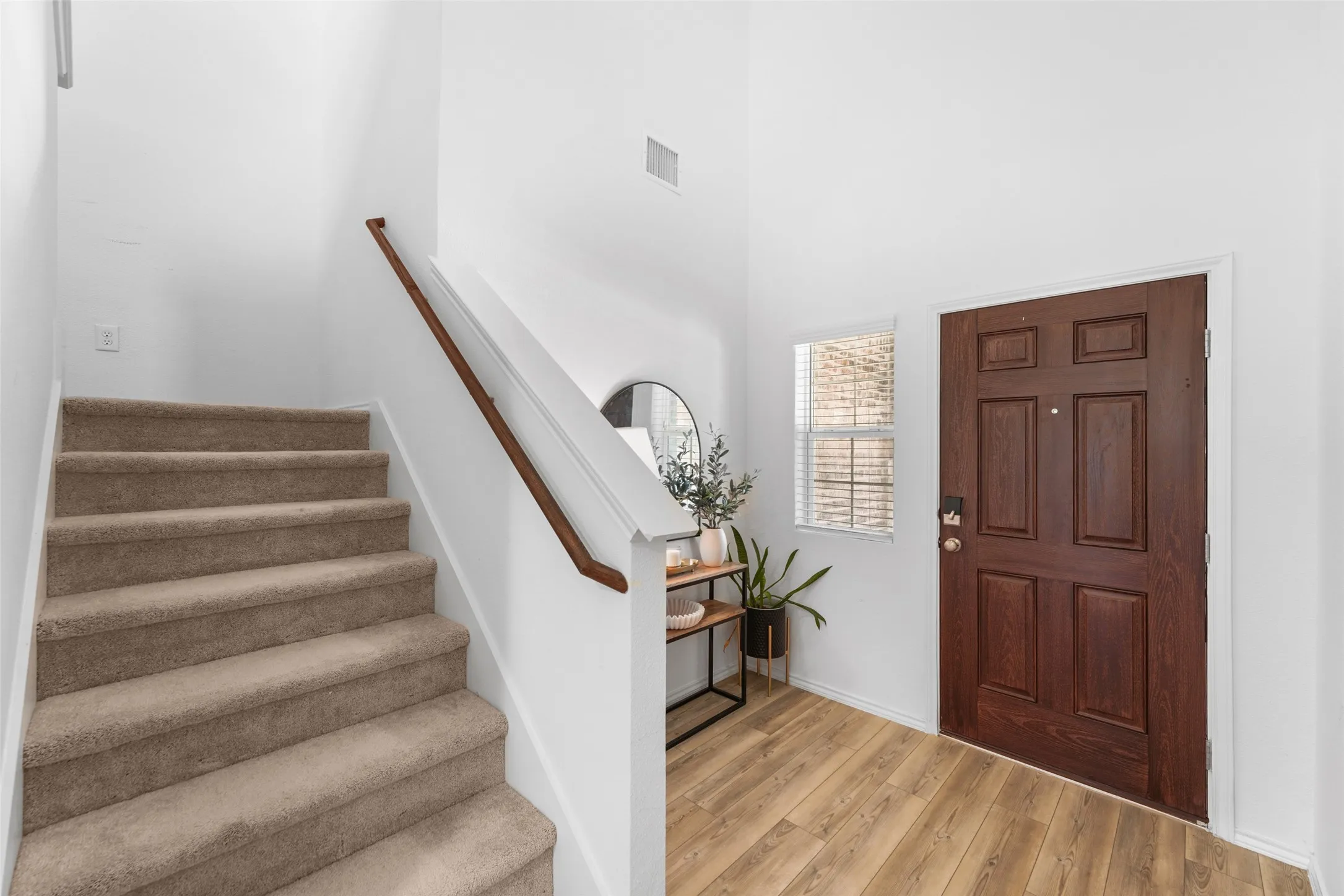 Single Family Residence For Sale in Kaufman County , 2065 Henrietta Drive, Forney, Texas 75126, 4 Bedroom, 3 Bathroom, 2 Garage spaces, 2,266 Sqft, built in 2023, mls#21287118, Real Estate Agent in Forney, Homes For Sale in Kaufman county, Homes For Sale in Forney, Realtor in Forney Texas, Real Estate Brokerage Independent Realty Texas, Luminita Cordes Realtor
