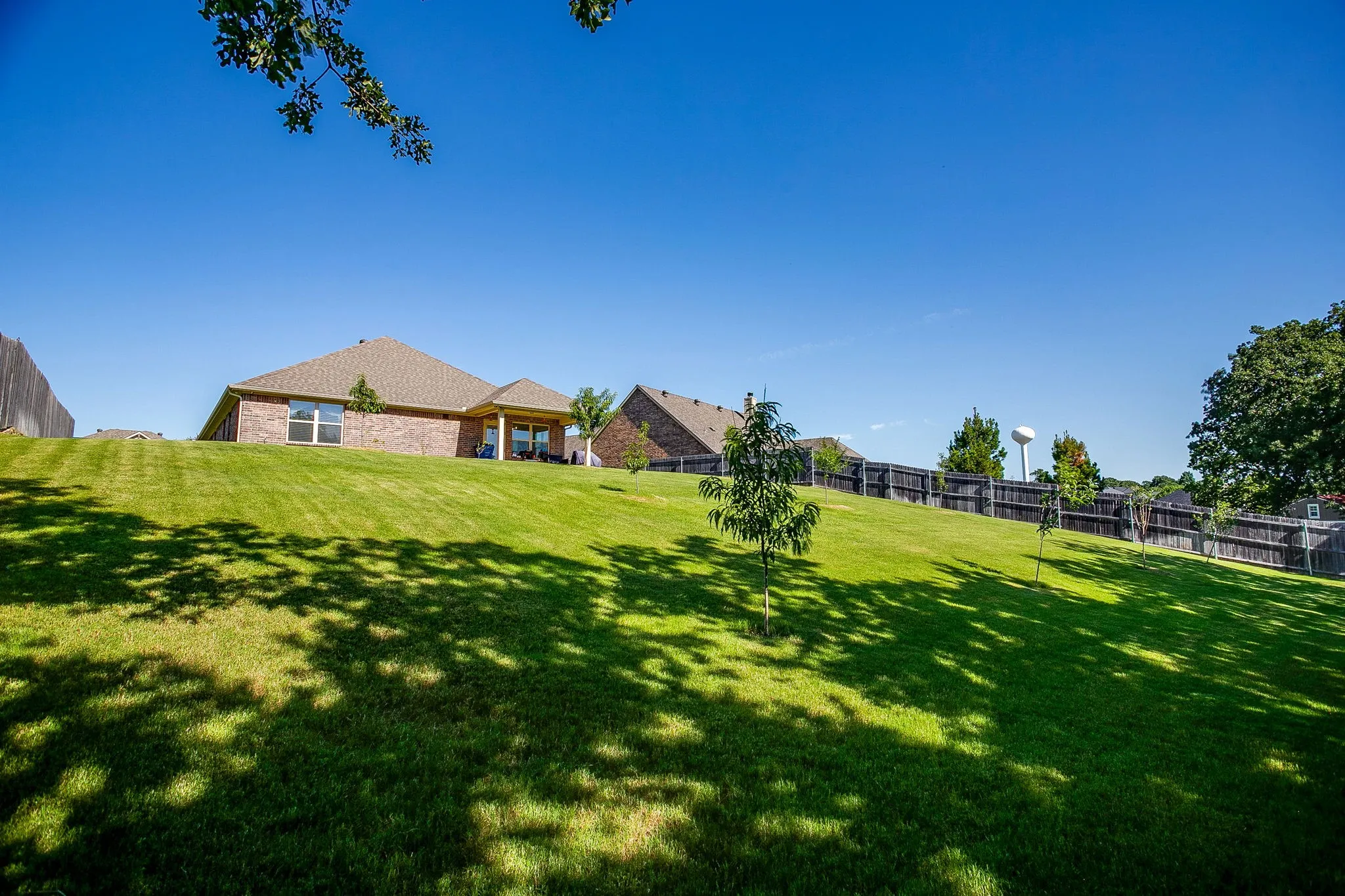 Single Family Residence For Sale in Johnson County , 3113 Arbor View Drive, Burleson, Texas 76028, 4 Bedroom, 2 Bathroom, 2 Garage spaces, 1,700 Sqft, built in 2022, mls#21287401, Real Estate Agent in Burleson, Homes For Sale in Johnson county, Homes For Sale in Burleson, Realtor in Burleson Texas, Real Estate Brokerage Independent Realty Texas, Luminita Cordes Realtor