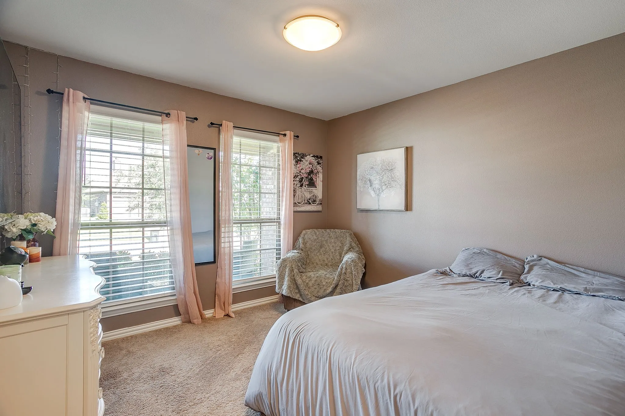 Single Family Residence For Sale in Johnson County , 3113 Arbor View Drive, Burleson, Texas 76028, 4 Bedroom, 2 Bathroom, 2 Garage spaces, 1,700 Sqft, built in 2022, mls#21287401, Real Estate Agent in Burleson, Homes For Sale in Johnson county, Homes For Sale in Burleson, Realtor in Burleson Texas, Real Estate Brokerage Independent Realty Texas, Luminita Cordes Realtor
