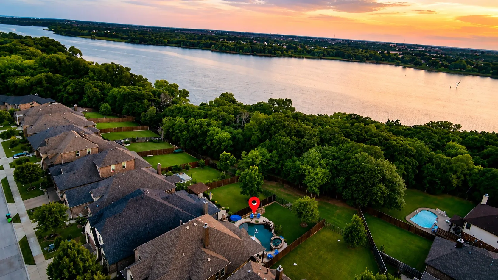 Single Family Residence For Sale in Denton County , 1812 Lake Wood Trail, Little Elm, Texas 75068, 4 Bedroom, 3 Bathroom, 2 Garage spaces, 3,272 Sqft, built in 2017, mls#21286324, Real Estate Agent in Little Elm, Homes For Sale in Denton county, Homes For Sale in Little Elm, Realtor in Little Elm Texas, Real Estate Brokerage Independent Realty Texas, Luminita Cordes Realtor