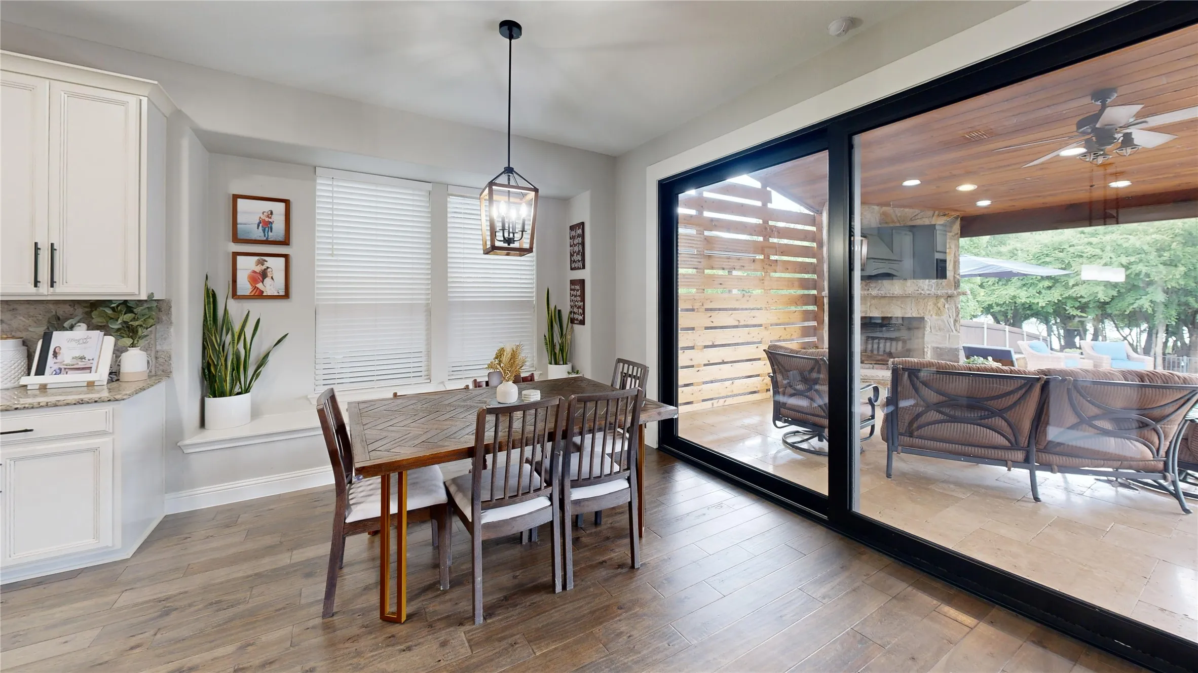 Single Family Residence For Sale in Denton County , 1812 Lake Wood Trail, Little Elm, Texas 75068, 4 Bedroom, 3 Bathroom, 2 Garage spaces, 3,272 Sqft, built in 2017, mls#21286324, Real Estate Agent in Little Elm, Homes For Sale in Denton county, Homes For Sale in Little Elm, Realtor in Little Elm Texas, Real Estate Brokerage Independent Realty Texas, Luminita Cordes Realtor