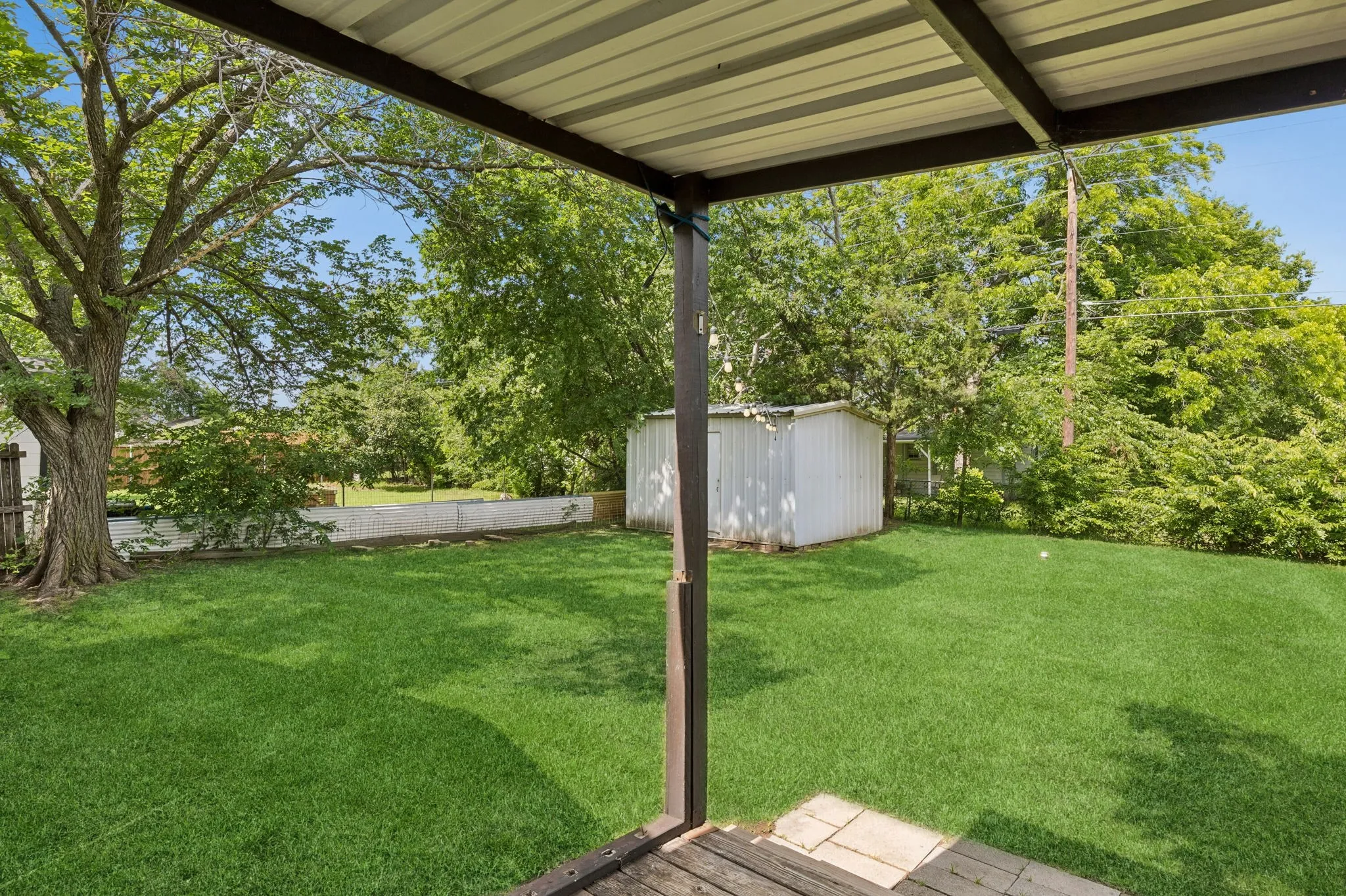 Improved Land For Sale in Tarrant County , 1120 S Pine Street, Grapevine, Texas 76051, 0, 0, Garage spaces, 0 Sqft, built in 1940, mls#21285196, Real Estate Agent in Grapevine, Homes For Sale in Tarrant county, Homes For Sale in Grapevine, Realtor in Grapevine Texas, Real Estate Brokerage Independent Realty Texas, Luminita Cordes Realtor