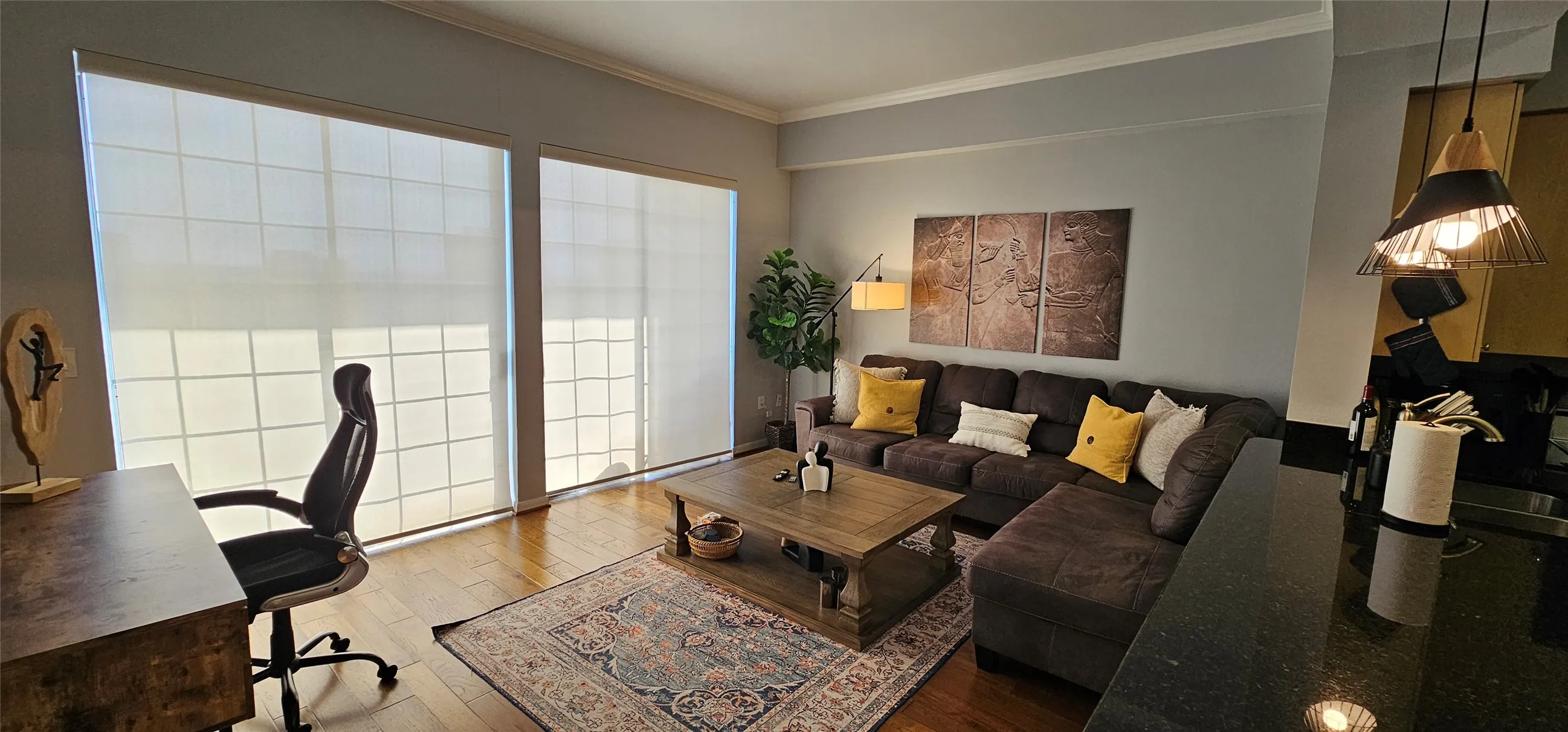 Condominium For Sale in Dallas County , 3225 Turtle Creek Boulevard 1610, Dallas, Texas 75219, 1 Bedroom, 1 Bathroom, 1 Garage spaces, 816 Sqft, built in 1998, mls#21286405, Real Estate Agent in Dallas, Homes For Sale in Dallas county, Homes For Sale in Dallas, Realtor in Dallas Texas, Real Estate Brokerage Independent Realty Texas, Luminita Cordes Realtor