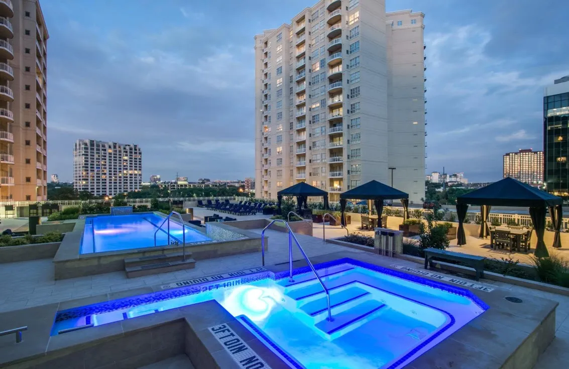 Condominium For Sale in Dallas County , 3225 Turtle Creek Boulevard 1610, Dallas, Texas 75219, 1 Bedroom, 1 Bathroom, 1 Garage spaces, 816 Sqft, built in 1998, mls#21286405, Real Estate Agent in Dallas, Homes For Sale in Dallas county, Homes For Sale in Dallas, Realtor in Dallas Texas, Real Estate Brokerage Independent Realty Texas, Luminita Cordes Realtor