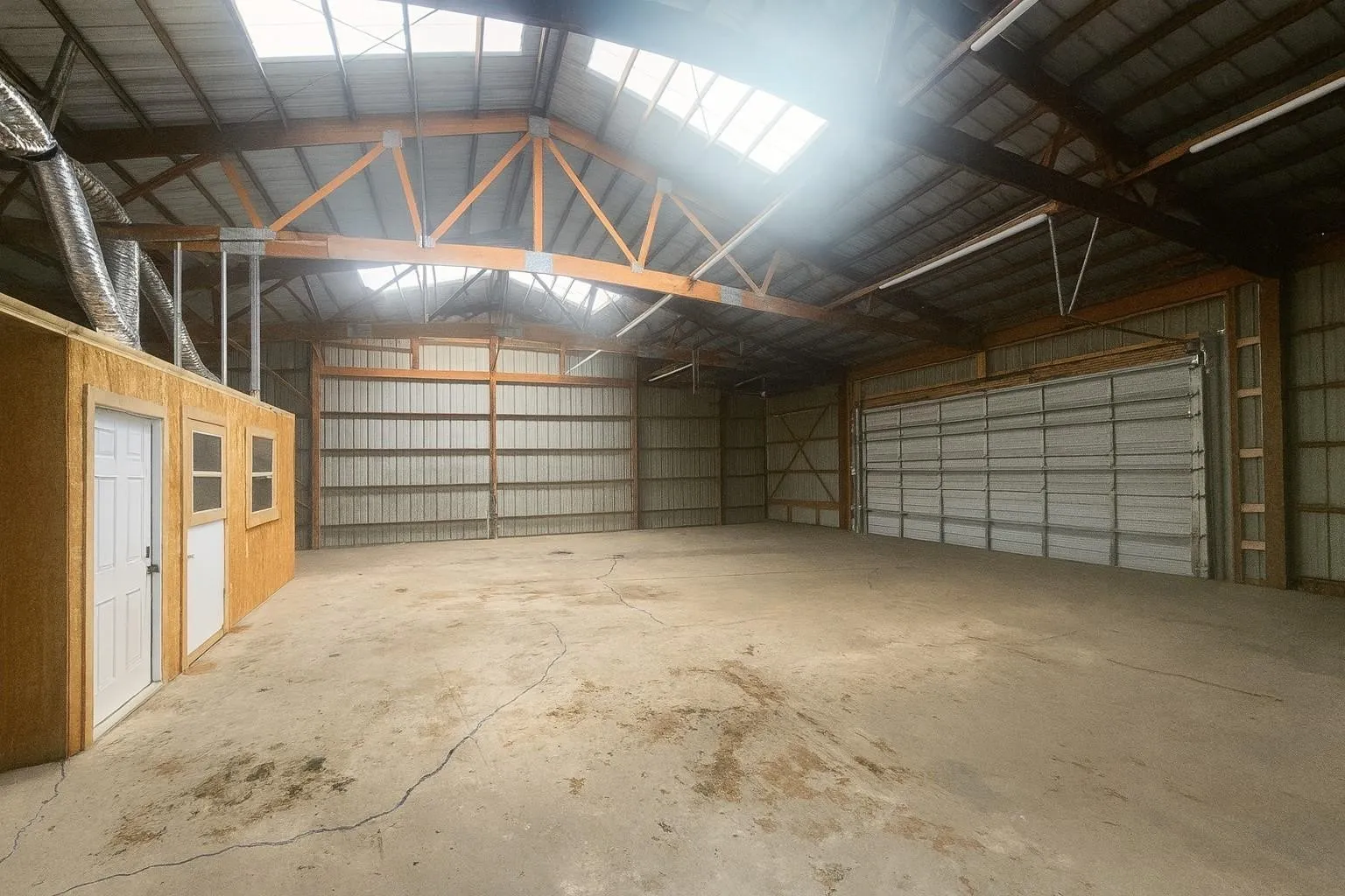Warehouse For Sale in Hunt County , 760 E Quinlan Parkway, Quinlan, Texas 75474, 0, 0, Garage spaces, 0 Sqft, built in 1962, mls#21287448, Real Estate Agent in Quinlan, Homes For Sale in Hunt county, Homes For Sale in Quinlan, Realtor in Quinlan Texas, Real Estate Brokerage Independent Realty Texas, Luminita Cordes Realtor