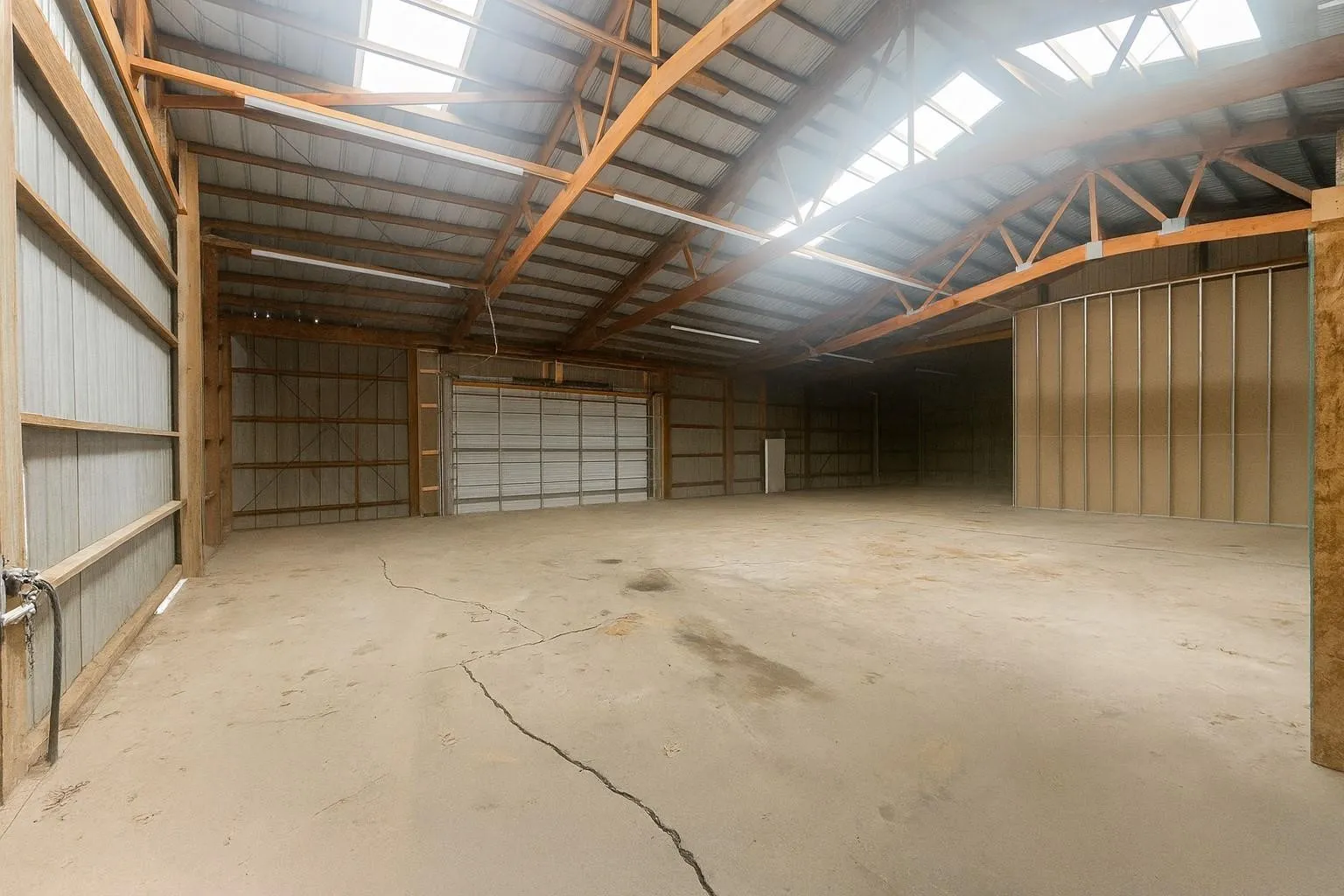 Warehouse For Sale in Hunt County , 760 E Quinlan Parkway, Quinlan, Texas 75474, 0, 0, Garage spaces, 0 Sqft, built in 1962, mls#21287448, Real Estate Agent in Quinlan, Homes For Sale in Hunt county, Homes For Sale in Quinlan, Realtor in Quinlan Texas, Real Estate Brokerage Independent Realty Texas, Luminita Cordes Realtor