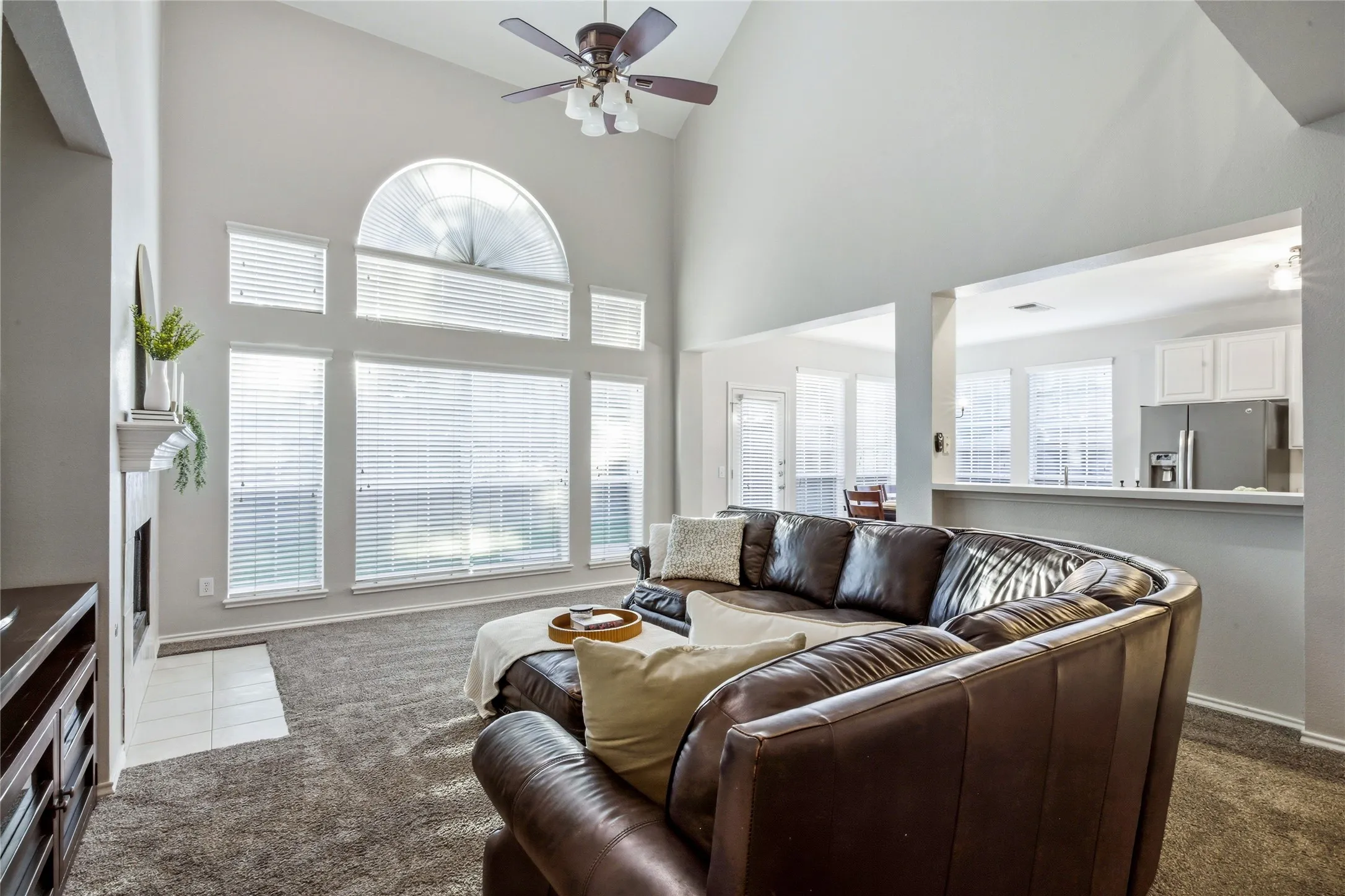 Single Family Residence For Sale in Collin County , 8612 Falcon Crest Drive, Mc Kinney, Texas 75072, 4 Bedroom, 3 Bathroom, 3 Garage spaces, 2,450 Sqft, built in 1999, mls#21286502, Real Estate Agent in Mc Kinney, Homes For Sale in Collin county, Homes For Sale in Mc Kinney, Realtor in Mc Kinney Texas, Real Estate Brokerage Independent Realty Texas, Luminita Cordes Realtor