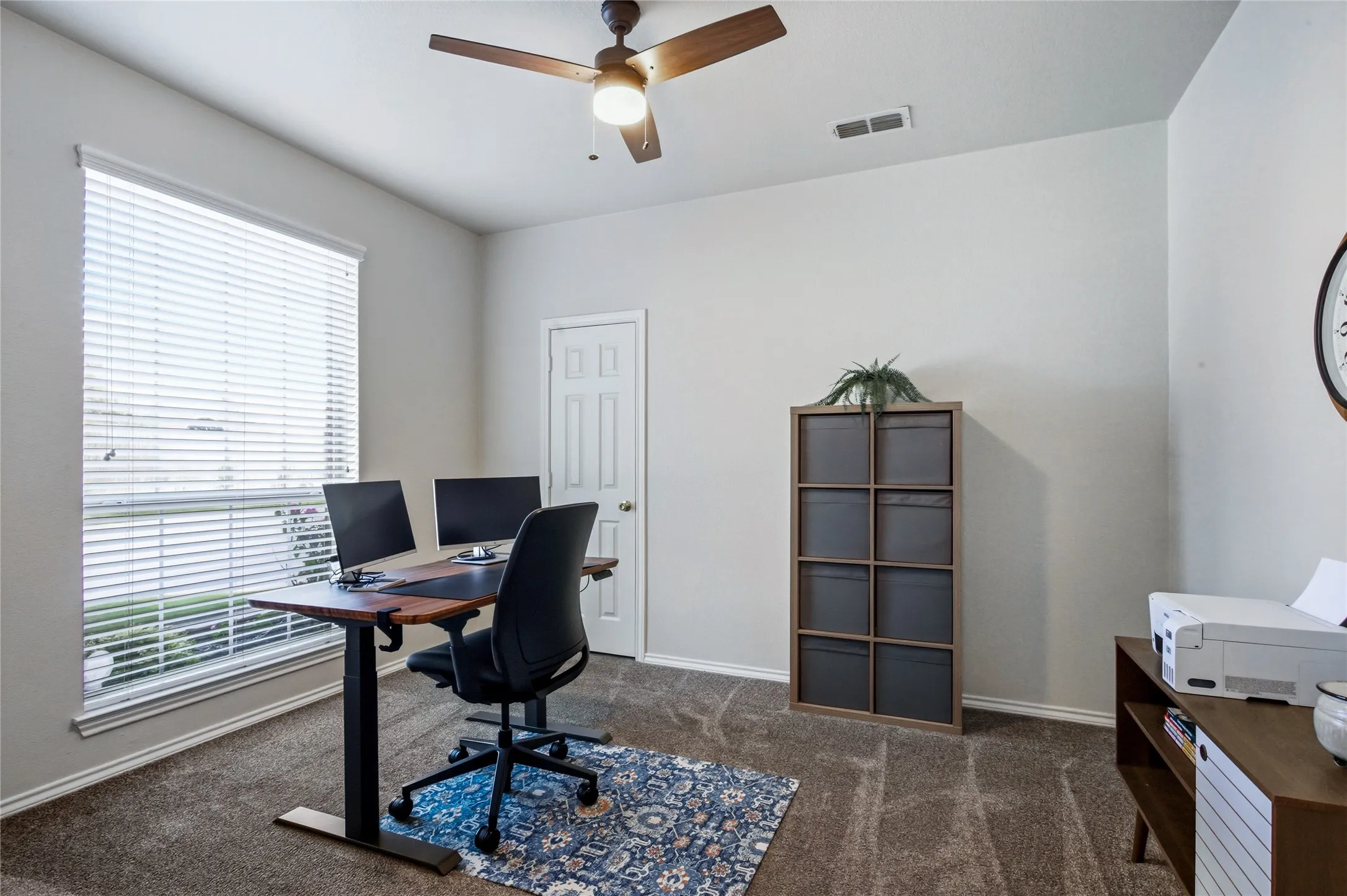 Single Family Residence For Sale in Collin County , 8612 Falcon Crest Drive, Mc Kinney, Texas 75072, 4 Bedroom, 3 Bathroom, 3 Garage spaces, 2,450 Sqft, built in 1999, mls#21286502, Real Estate Agent in Mc Kinney, Homes For Sale in Collin county, Homes For Sale in Mc Kinney, Realtor in Mc Kinney Texas, Real Estate Brokerage Independent Realty Texas, Luminita Cordes Realtor