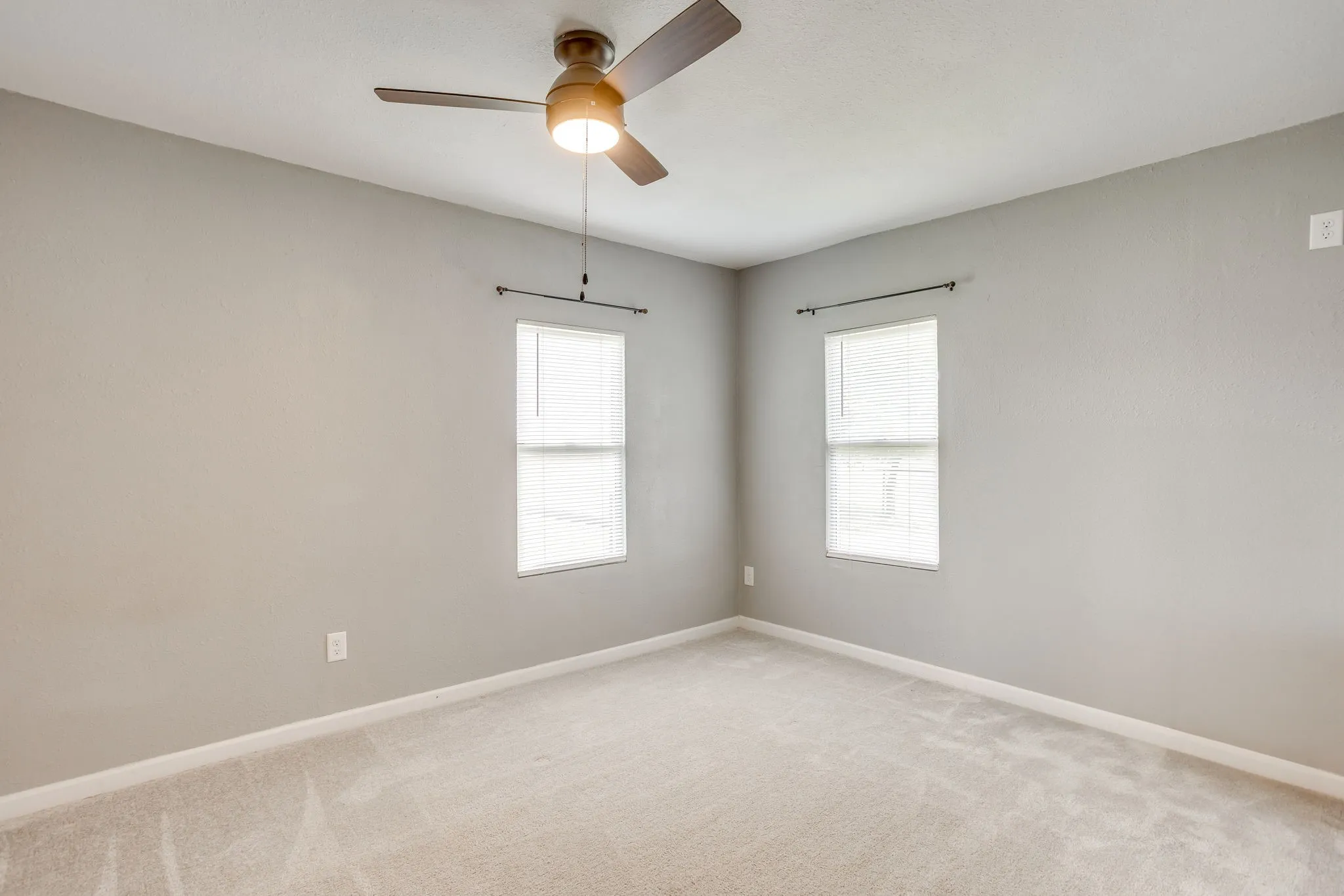 Single Family Residence For Sale in Palo Pinto County , 6296 Fm 1195, Mineral Wells, Texas 76067, 3 Bedroom, 2 Bathroom, Garage spaces, 1,620 Sqft, built in 0, mls#21287431, Real Estate Agent in Mineral Wells, Homes For Sale in Palo Pinto county, Homes For Sale in Mineral Wells, Realtor in Mineral Wells Texas, Real Estate Brokerage Independent Realty Texas, Luminita Cordes Realtor