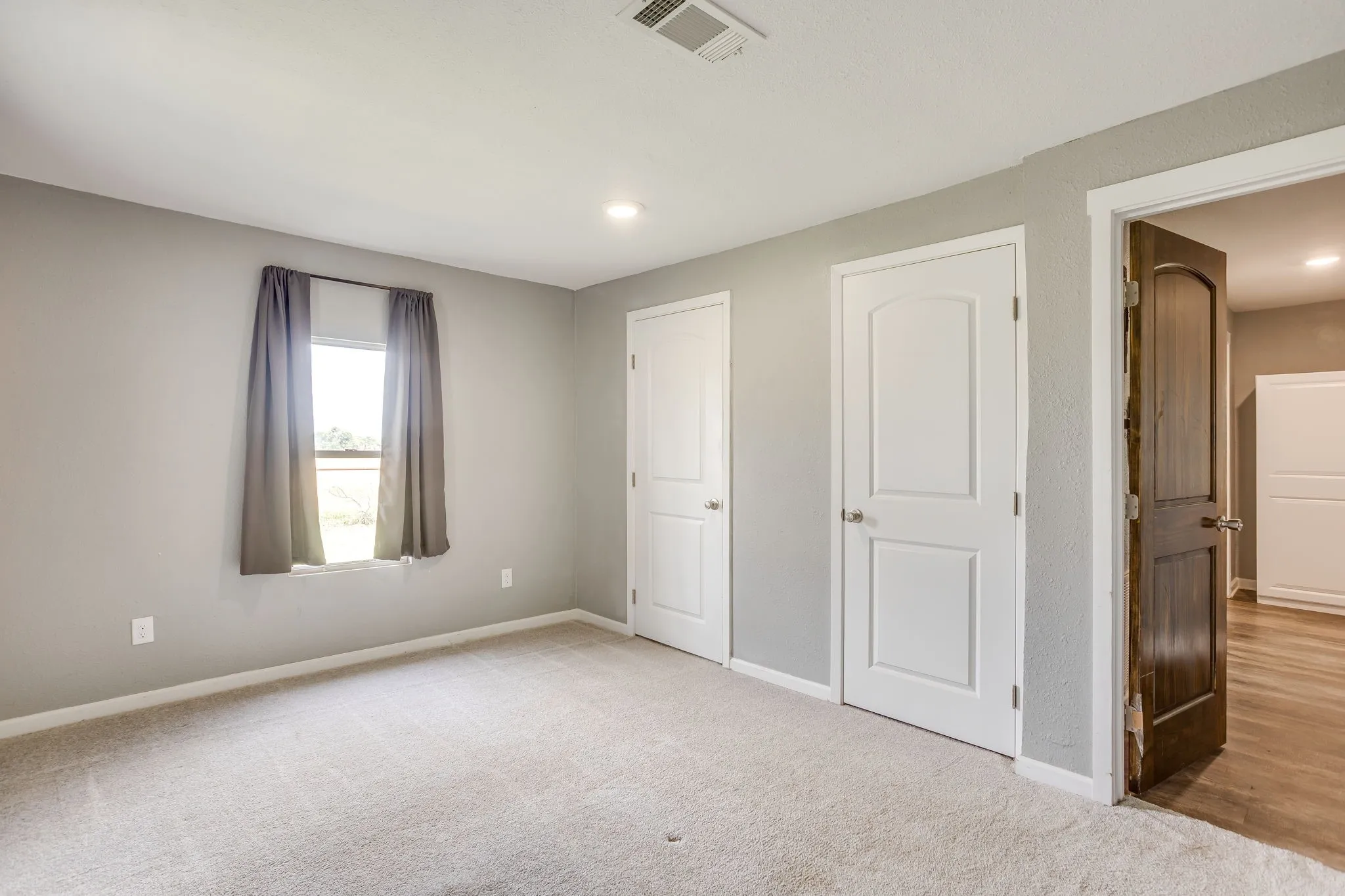 Single Family Residence For Sale in Palo Pinto County , 6296 Fm 1195, Mineral Wells, Texas 76067, 3 Bedroom, 2 Bathroom, Garage spaces, 1,620 Sqft, built in 0, mls#21287431, Real Estate Agent in Mineral Wells, Homes For Sale in Palo Pinto county, Homes For Sale in Mineral Wells, Realtor in Mineral Wells Texas, Real Estate Brokerage Independent Realty Texas, Luminita Cordes Realtor