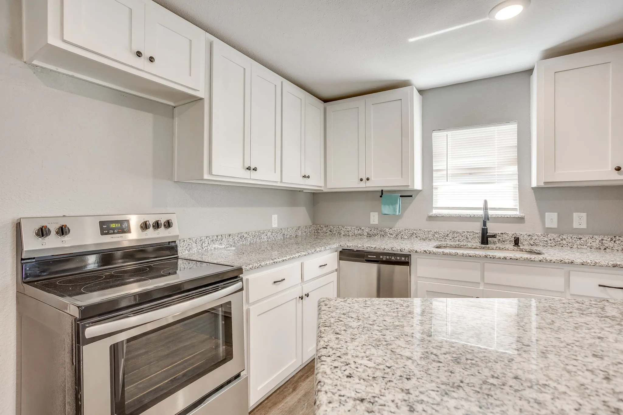 Single Family Residence For Sale in Palo Pinto County , 6296 Fm 1195, Mineral Wells, Texas 76067, 3 Bedroom, 2 Bathroom, Garage spaces, 1,620 Sqft, built in 0, mls#21287431, Real Estate Agent in Mineral Wells, Homes For Sale in Palo Pinto county, Homes For Sale in Mineral Wells, Realtor in Mineral Wells Texas, Real Estate Brokerage Independent Realty Texas, Luminita Cordes Realtor