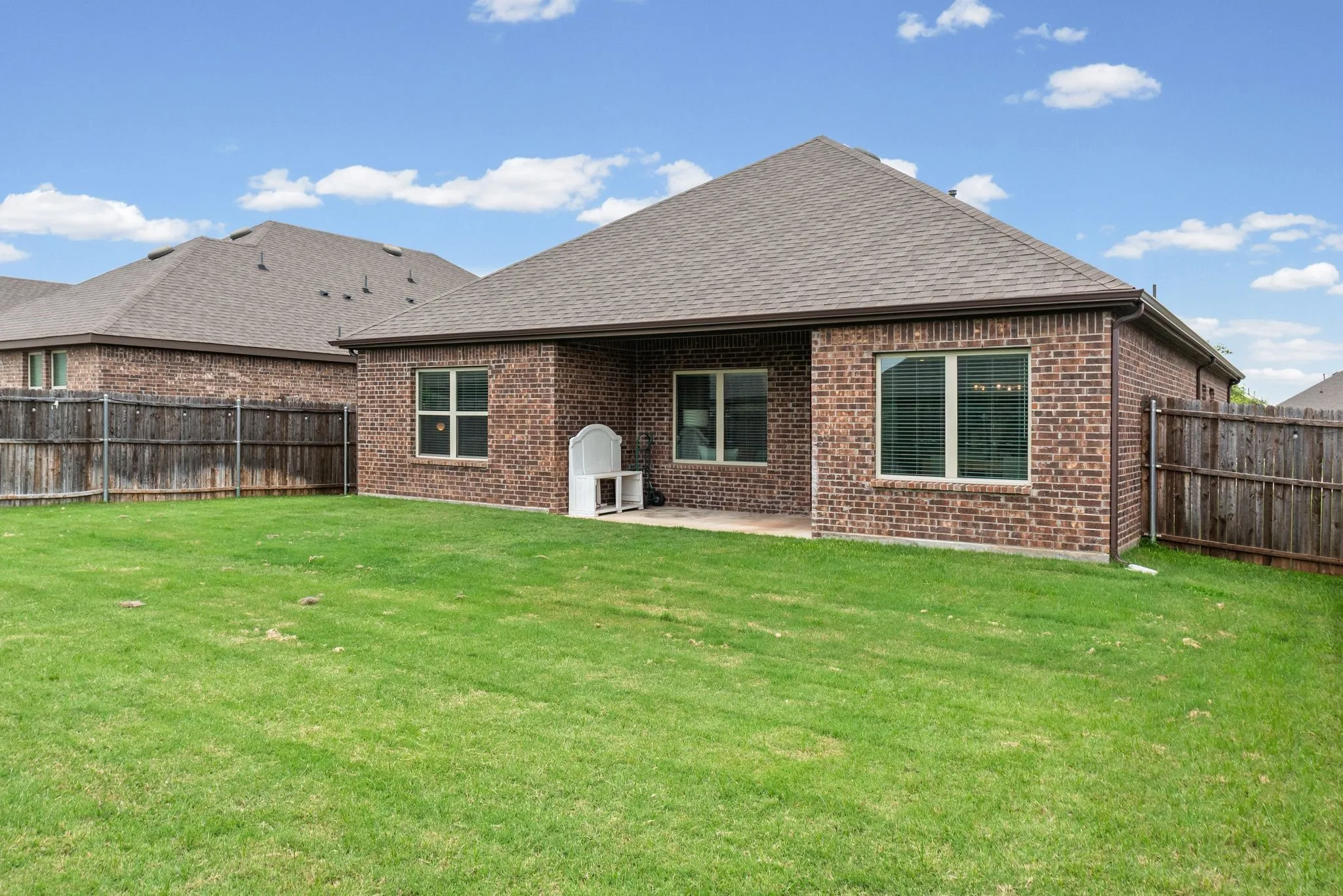 Single Family Residence For Sale in Hunt County , 179 Longhorn Pass, Caddo Mills, Texas 75135, 3 Bedroom, 2 Bathroom, 2 Garage spaces, 1,632 Sqft, built in 2021, mls#21285851, Real Estate Agent in Caddo Mills, Homes For Sale in Hunt county, Homes For Sale in Caddo Mills, Realtor in Caddo Mills Texas, Real Estate Brokerage Independent Realty Texas, Luminita Cordes Realtor