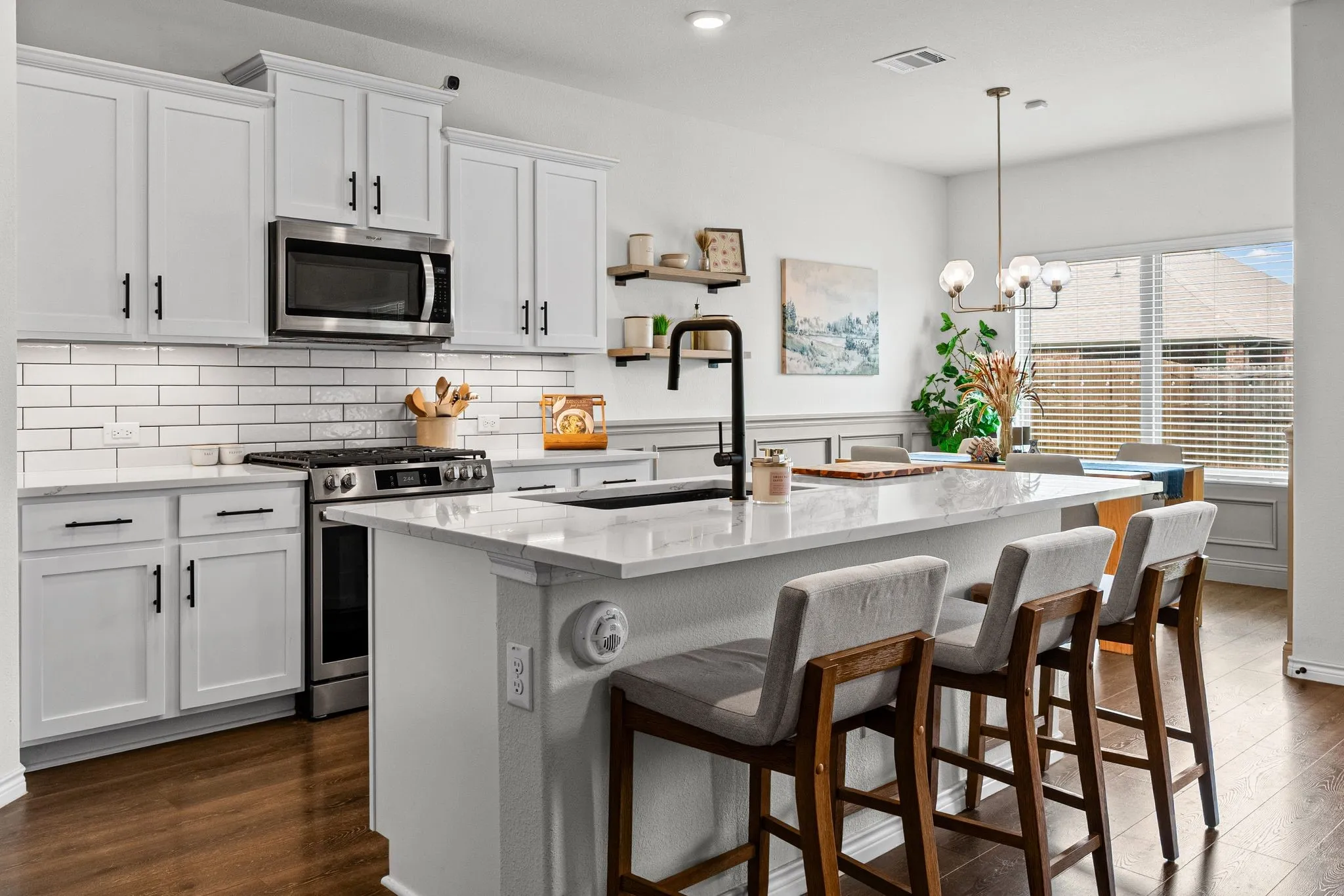 Single Family Residence For Sale in Hunt County , 179 Longhorn Pass, Caddo Mills, Texas 75135, 3 Bedroom, 2 Bathroom, 2 Garage spaces, 1,632 Sqft, built in 2021, mls#21285851, Real Estate Agent in Caddo Mills, Homes For Sale in Hunt county, Homes For Sale in Caddo Mills, Realtor in Caddo Mills Texas, Real Estate Brokerage Independent Realty Texas, Luminita Cordes Realtor