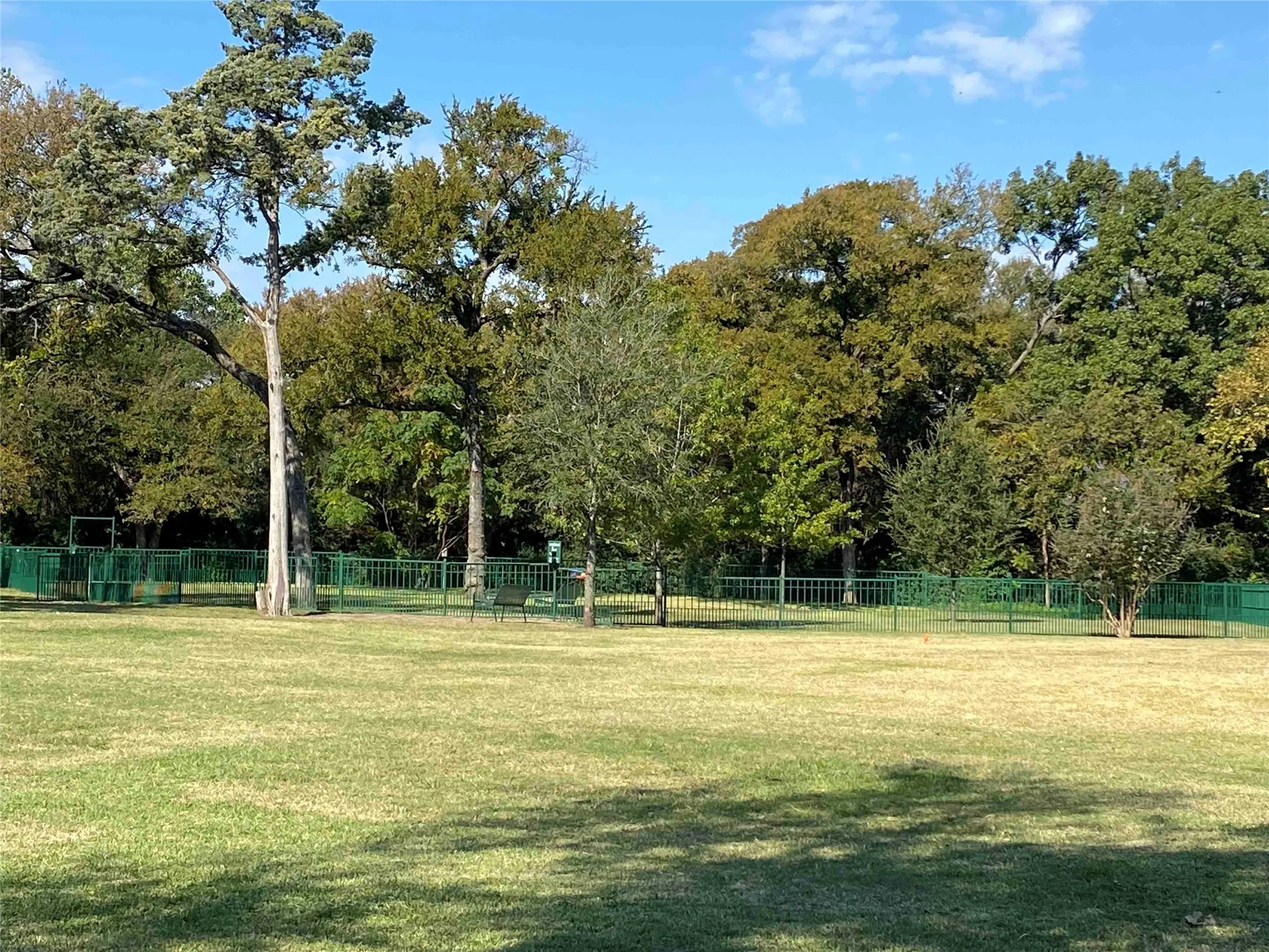 Single Family Residence For Sale in Dallas County , 7111 Hill Forest Drive, Dallas, Texas 75230, 3 Bedroom, 4 Bathroom, 2 Garage spaces, 4,447 Sqft, built in 1999, mls#21287495, Real Estate Agent in Dallas, Homes For Sale in Dallas county, Homes For Sale in Dallas, Realtor in Dallas Texas, Real Estate Brokerage Independent Realty Texas, Luminita Cordes Realtor