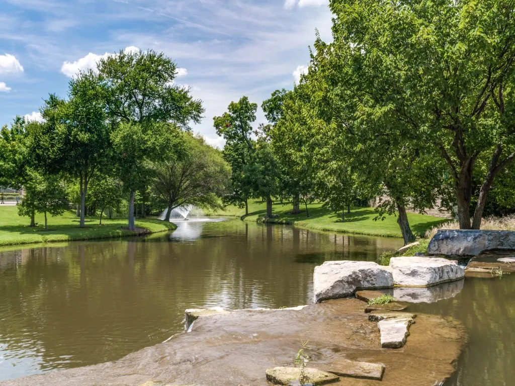 Single Family Residence For Sale in Dallas County , 7111 Hill Forest Drive, Dallas, Texas 75230, 3 Bedroom, 4 Bathroom, 2 Garage spaces, 4,447 Sqft, built in 1999, mls#21287495, Real Estate Agent in Dallas, Homes For Sale in Dallas county, Homes For Sale in Dallas, Realtor in Dallas Texas, Real Estate Brokerage Independent Realty Texas, Luminita Cordes Realtor