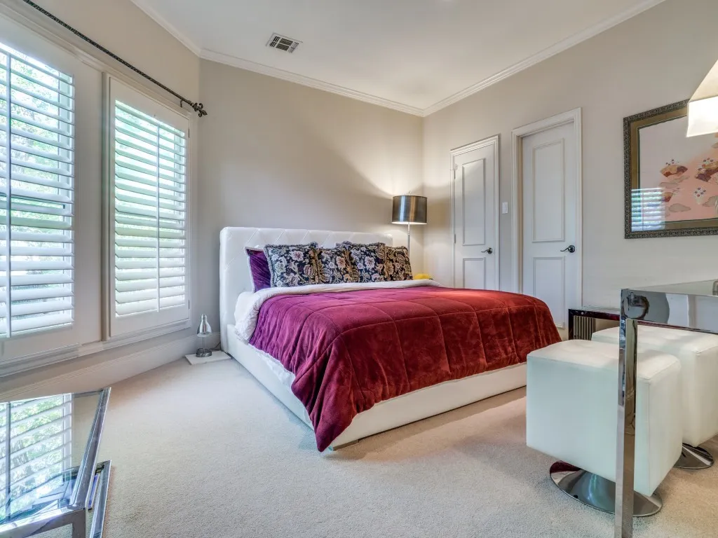 Single Family Residence For Sale in Dallas County , 7111 Hill Forest Drive, Dallas, Texas 75230, 3 Bedroom, 4 Bathroom, 2 Garage spaces, 4,447 Sqft, built in 1999, mls#21287495, Real Estate Agent in Dallas, Homes For Sale in Dallas county, Homes For Sale in Dallas, Realtor in Dallas Texas, Real Estate Brokerage Independent Realty Texas, Luminita Cordes Realtor