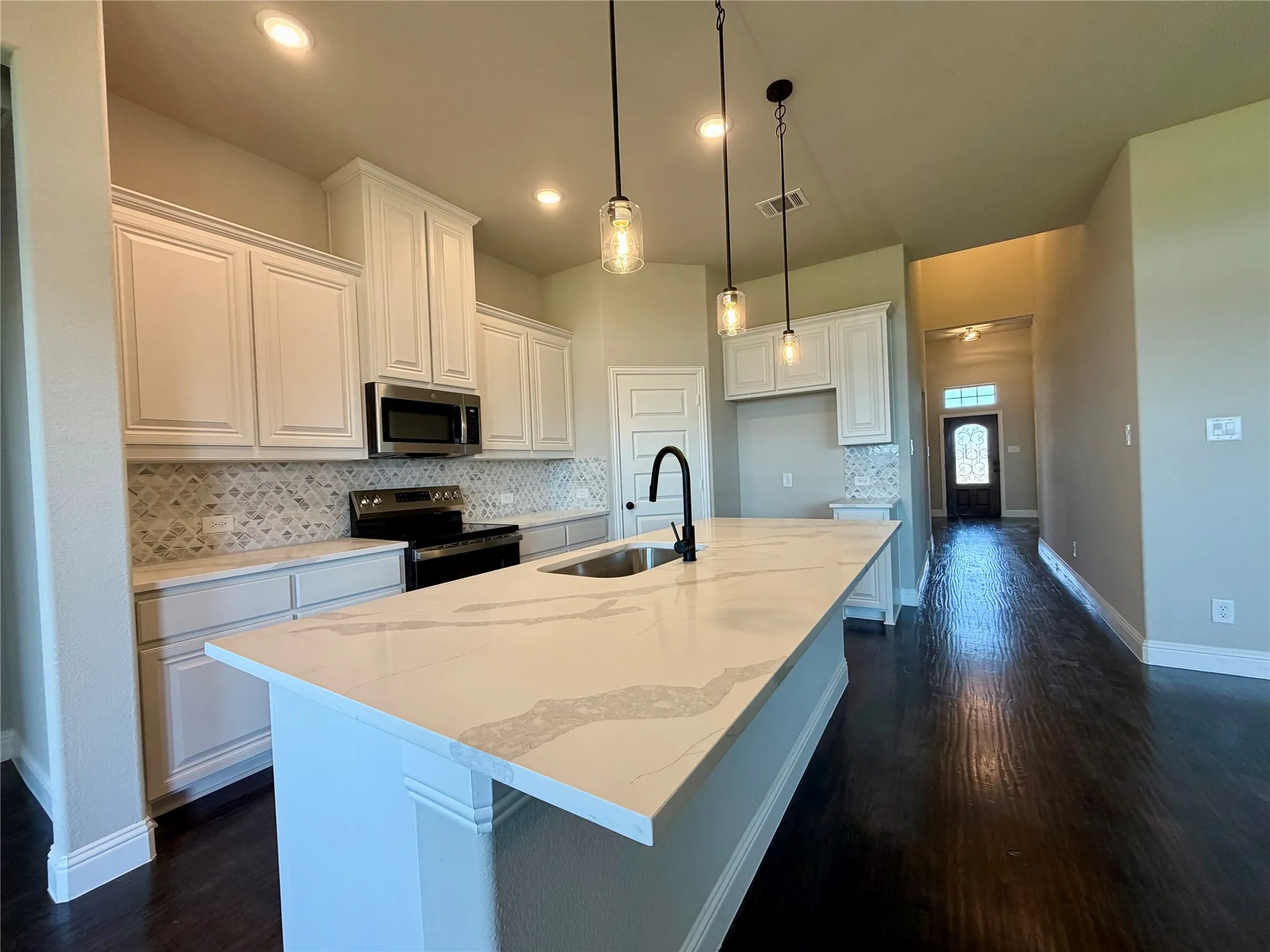 Clean & modern lines
