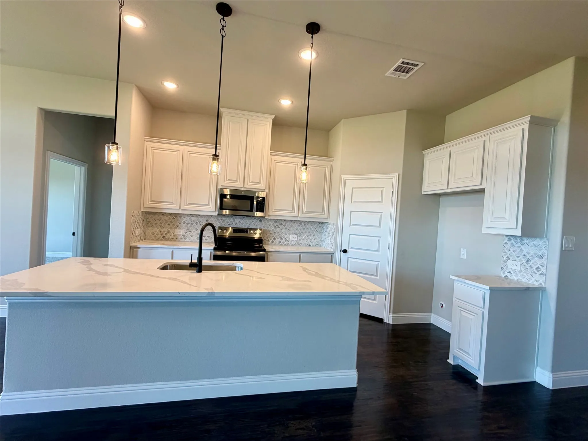 Kitchen island for bar stools