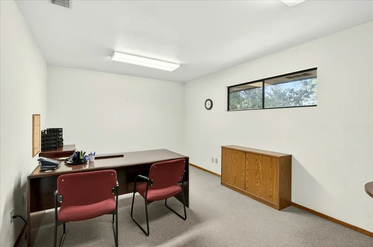 Office For Sale in Tarrant County , 1501 Southeast Parkway, Azle, Texas 76020, 0, 0, Garage spaces, 0 Sqft, built in 1976, mls#21281085, Real Estate Agent in Azle, Homes For Sale in Tarrant county, Homes For Sale in Azle, Realtor in Azle Texas, Real Estate Brokerage Independent Realty Texas, Luminita Cordes Realtor