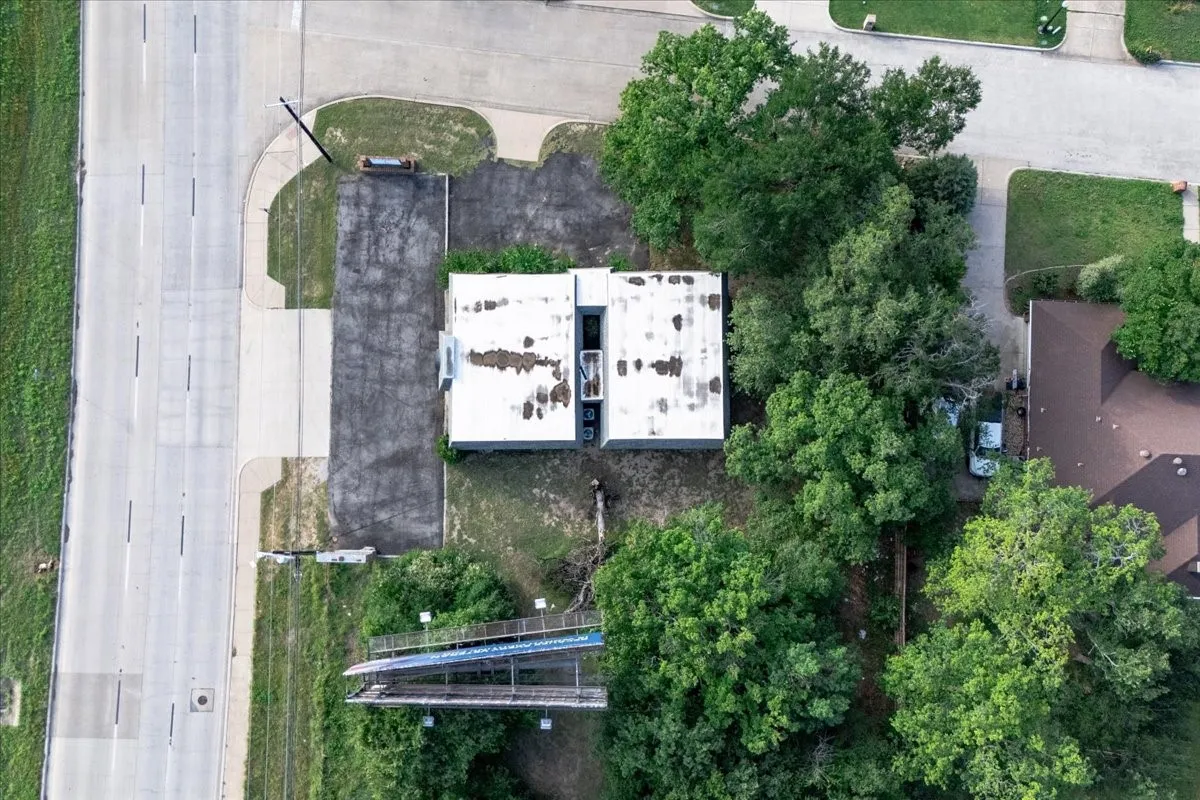 Office For Sale in Tarrant County , 1501 Southeast Parkway, Azle, Texas 76020, 0, 0, Garage spaces, 0 Sqft, built in 1976, mls#21281085, Real Estate Agent in Azle, Homes For Sale in Tarrant county, Homes For Sale in Azle, Realtor in Azle Texas, Real Estate Brokerage Independent Realty Texas, Luminita Cordes Realtor