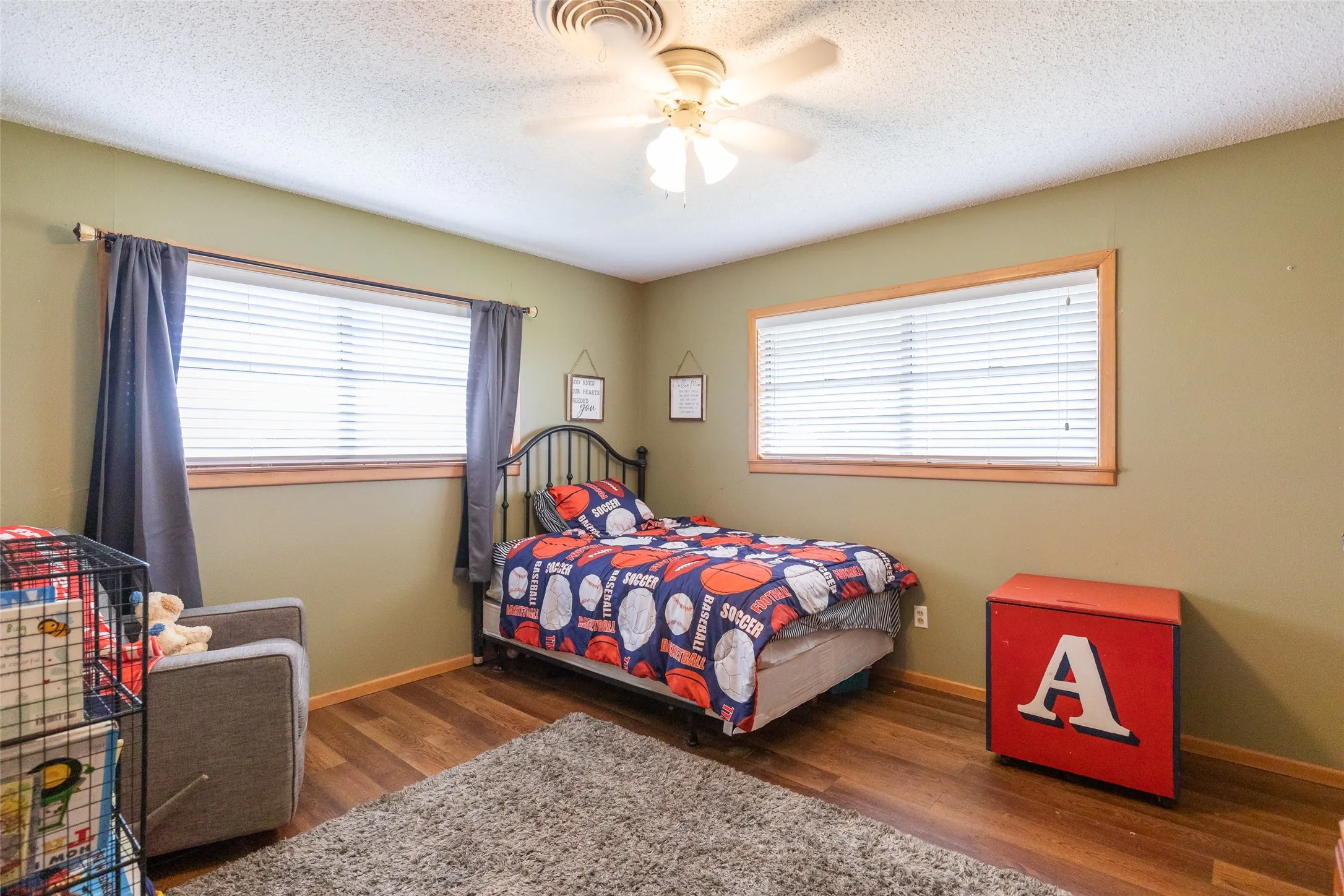 Single Family Residence For Sale in Haskell County , 405 S Breustedt Street, Weinert, Texas 76388, 3 Bedrooms, 2 Bathrooms, Garage spaces, 1,813 Sqft, built in 1964, Price $190,000, mls#21287262, Real Estate Agent in Weinert, Homes For Sale in Haskell county, Homes For Sale in Weinert, Realtor in Weinert Texas, Real Estate Brokerage Independent Realty Texas, Luminita Cordes Realtor