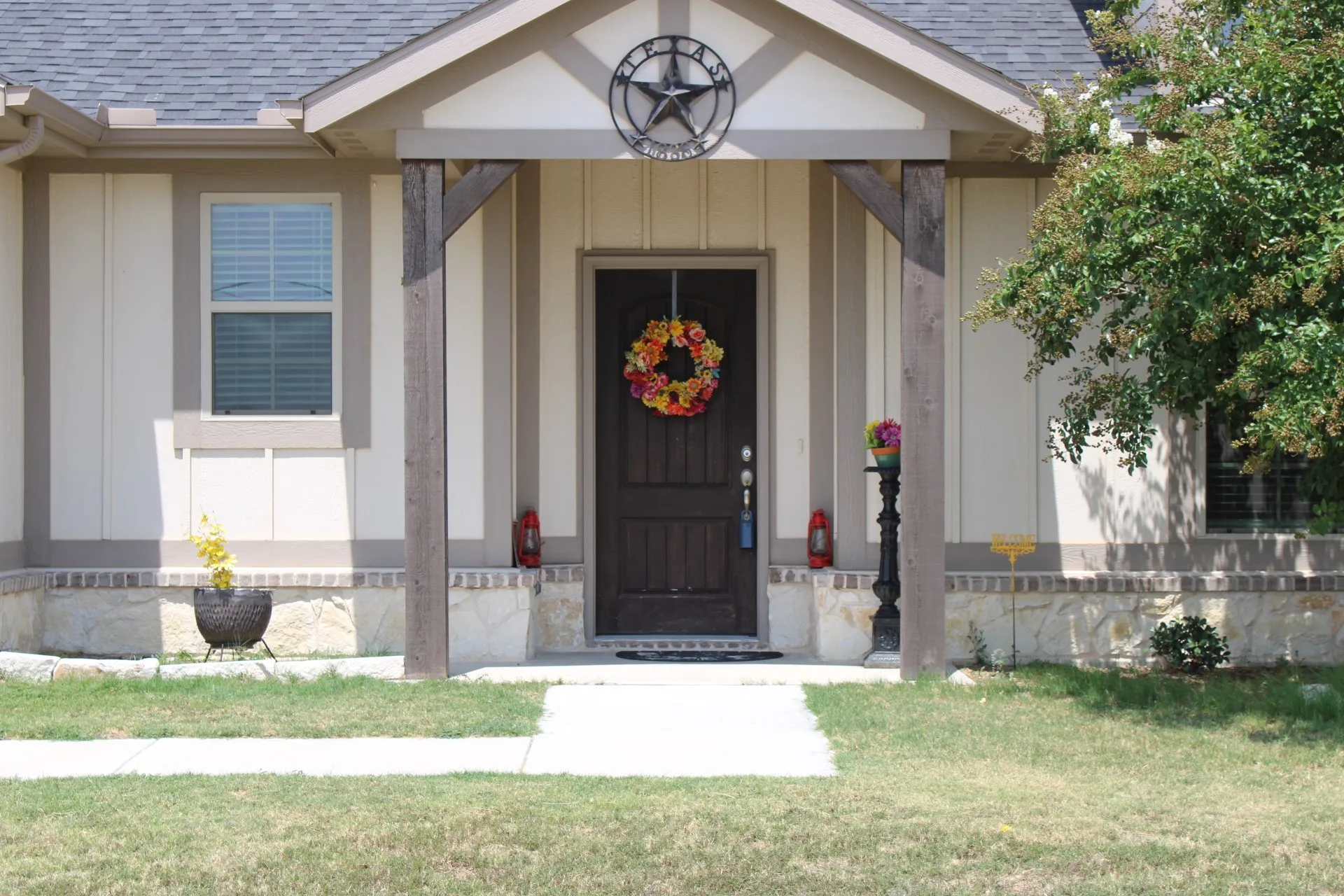 Single Family Residence For Sale in Wise County , 2267 County Road 4010 Road, Decatur, Texas 76234, 4 Bedroom, 2 Bathroom, 2 Garage spaces, 2,107 Sqft, built in 2020, mls#21287512, Real Estate Agent in Decatur, Homes For Sale in Wise county, Homes For Sale in Decatur, Realtor in Decatur Texas, Real Estate Brokerage Independent Realty Texas, Luminita Cordes Realtor