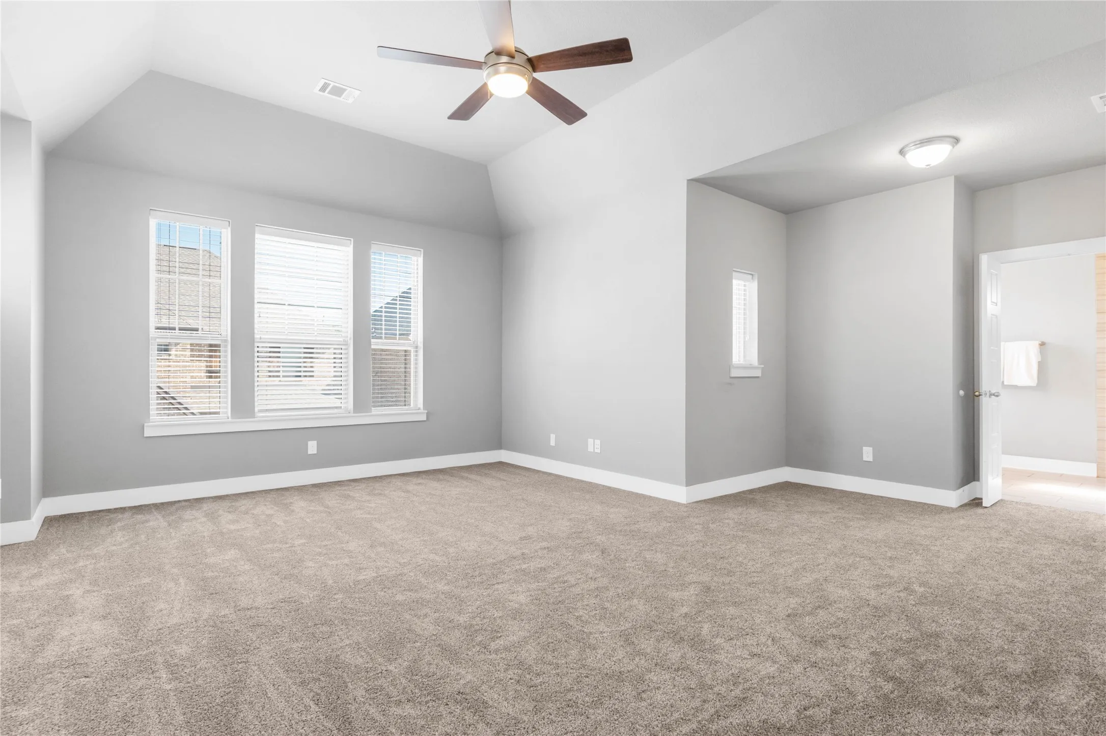 Master Bedroom w/Large Windows facing North