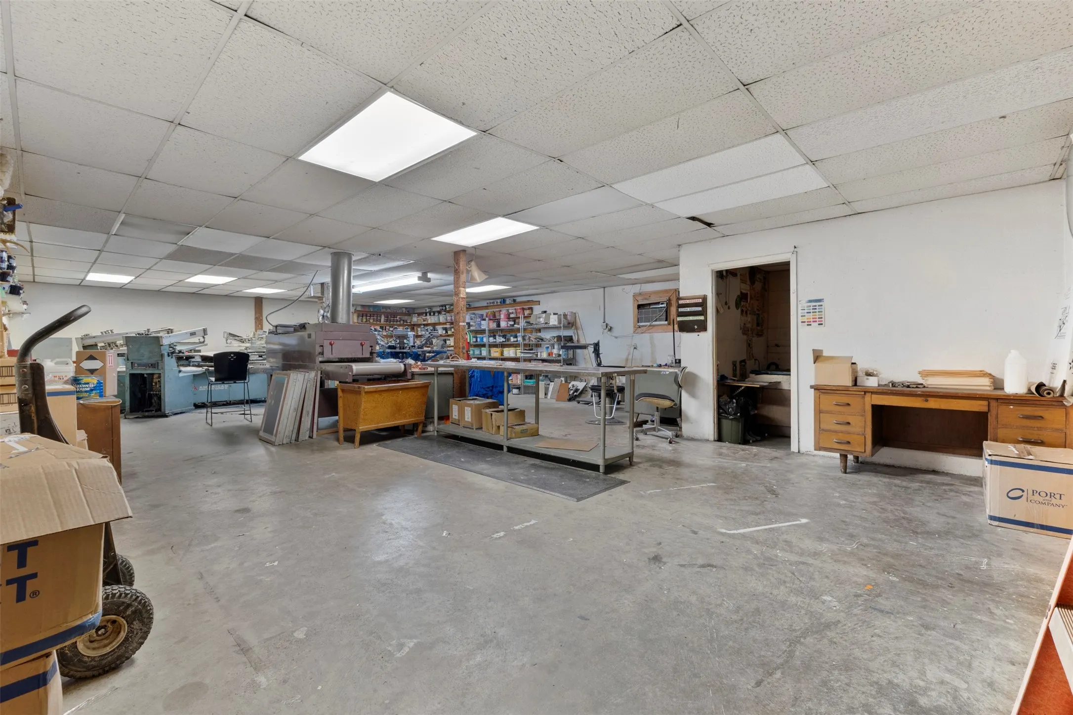 Business For Sale in Tarrant County , 3908 Mansfield Highway, Forest Hill, Texas 76119, 0, 0, Garage spaces, 0 Sqft, built in 1956, mls#21286957, Real Estate Agent in Forest Hill, Homes For Sale in Tarrant county, Homes For Sale in Forest Hill, Realtor in Forest Hill Texas, Real Estate Brokerage Independent Realty Texas, Luminita Cordes Realtor