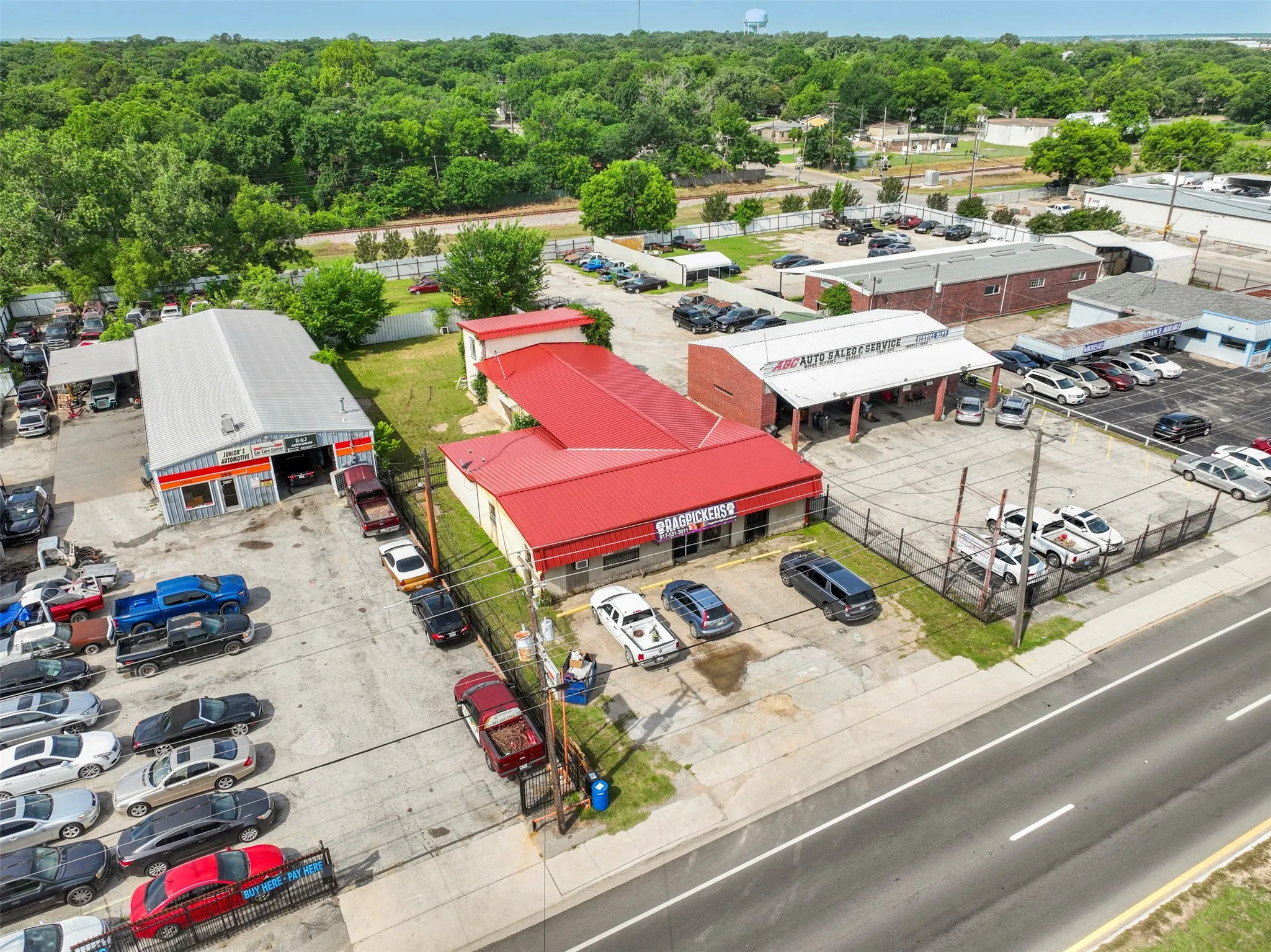 Business For Sale in Tarrant County , 3908 Mansfield Highway, Forest Hill, Texas 76119, 0, 0, Garage spaces, 0 Sqft, built in 1956, mls#21286957, Real Estate Agent in Forest Hill, Homes For Sale in Tarrant county, Homes For Sale in Forest Hill, Realtor in Forest Hill Texas, Real Estate Brokerage Independent Realty Texas, Luminita Cordes Realtor