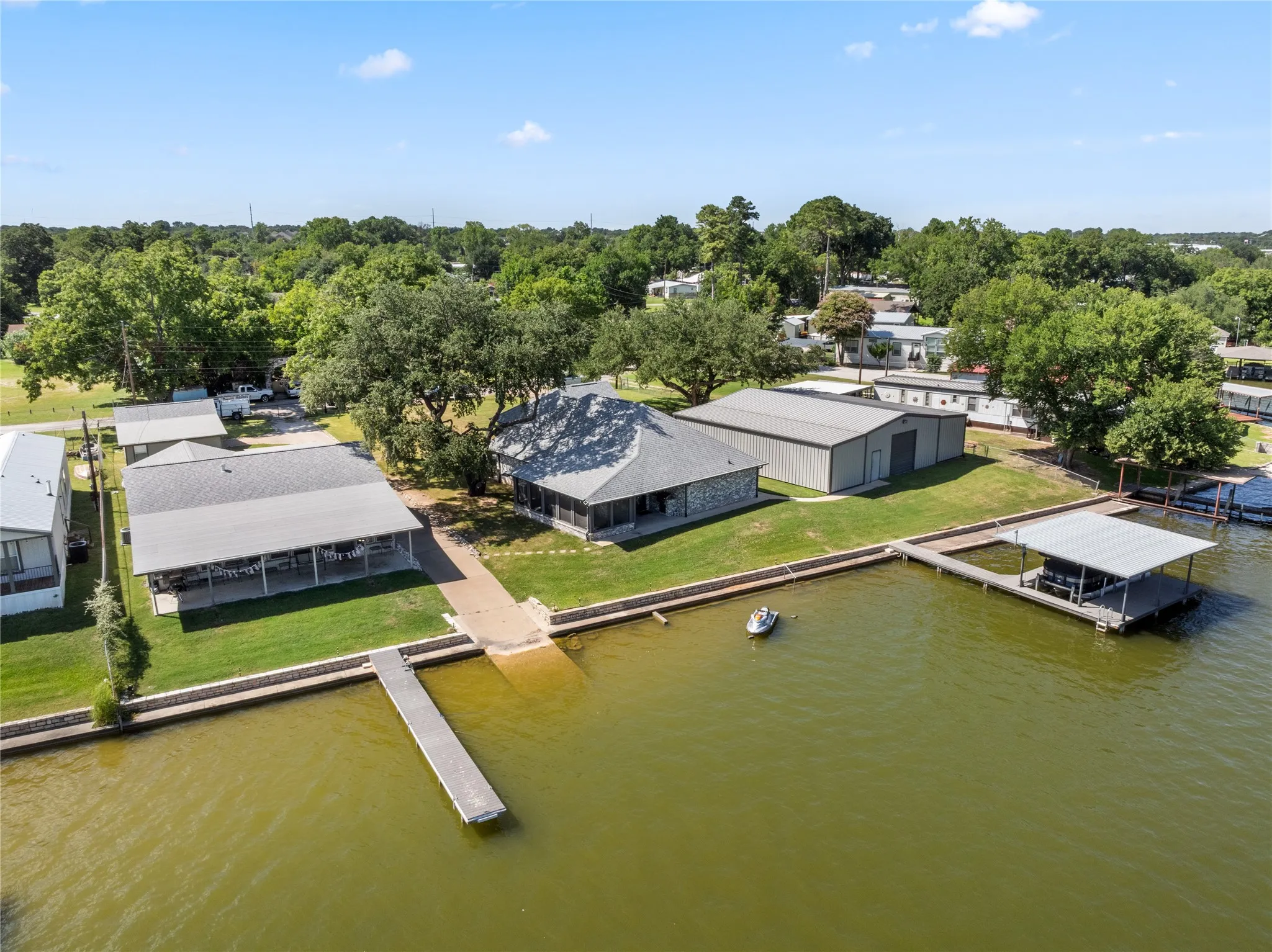 Single Family Residence For Sale in Hood County , 3806 and 3808 Sandy Beach Drive, Granbury, Texas 76049, 3 Bedroom, 2 Bathroom, 2 Garage spaces, 3,051 Sqft, built in 2018, mls#21287585, Real Estate Agent in Granbury, Homes For Sale in Hood county, Homes For Sale in Granbury, Realtor in Granbury Texas, Real Estate Brokerage Independent Realty Texas, Luminita Cordes Realtor