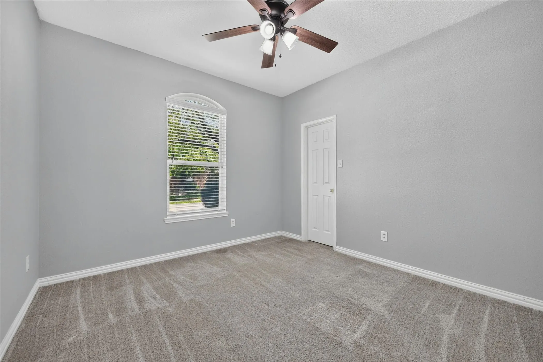 This 4th room could be a guest bedroom or even an office